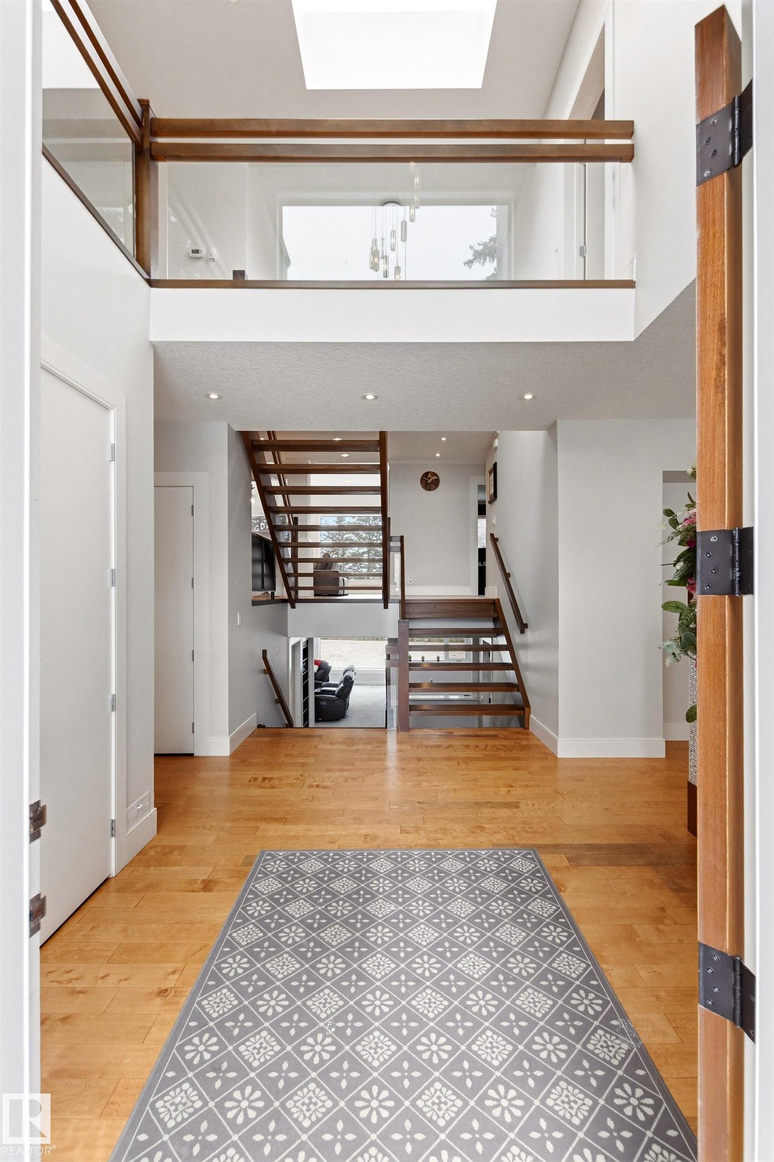 12420 Grand View Drive NW, Grandview Heights, Edmonton