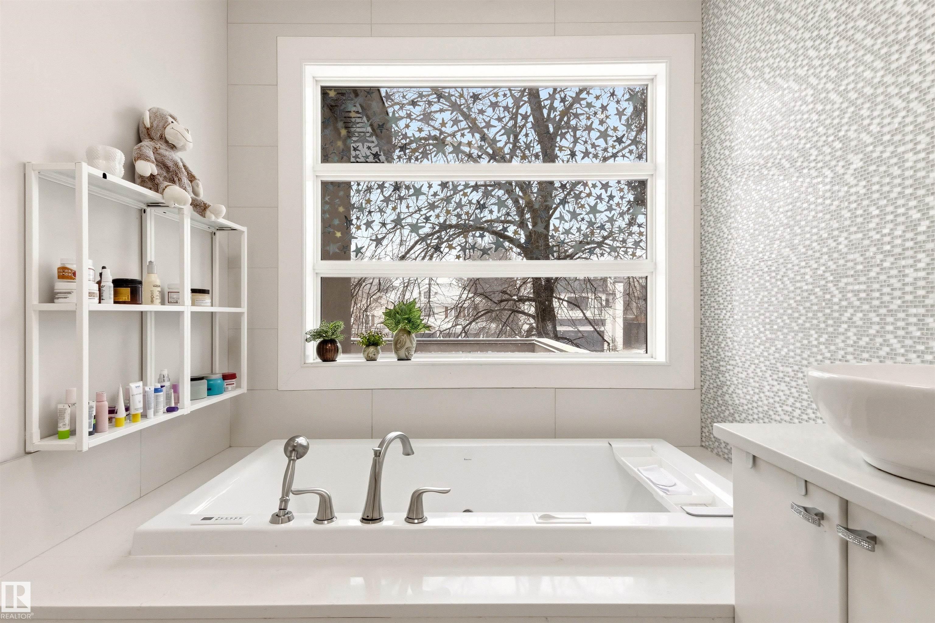 Photo 44 at 12420 Grand View Drive NW, Grandview Heights, Edmonton