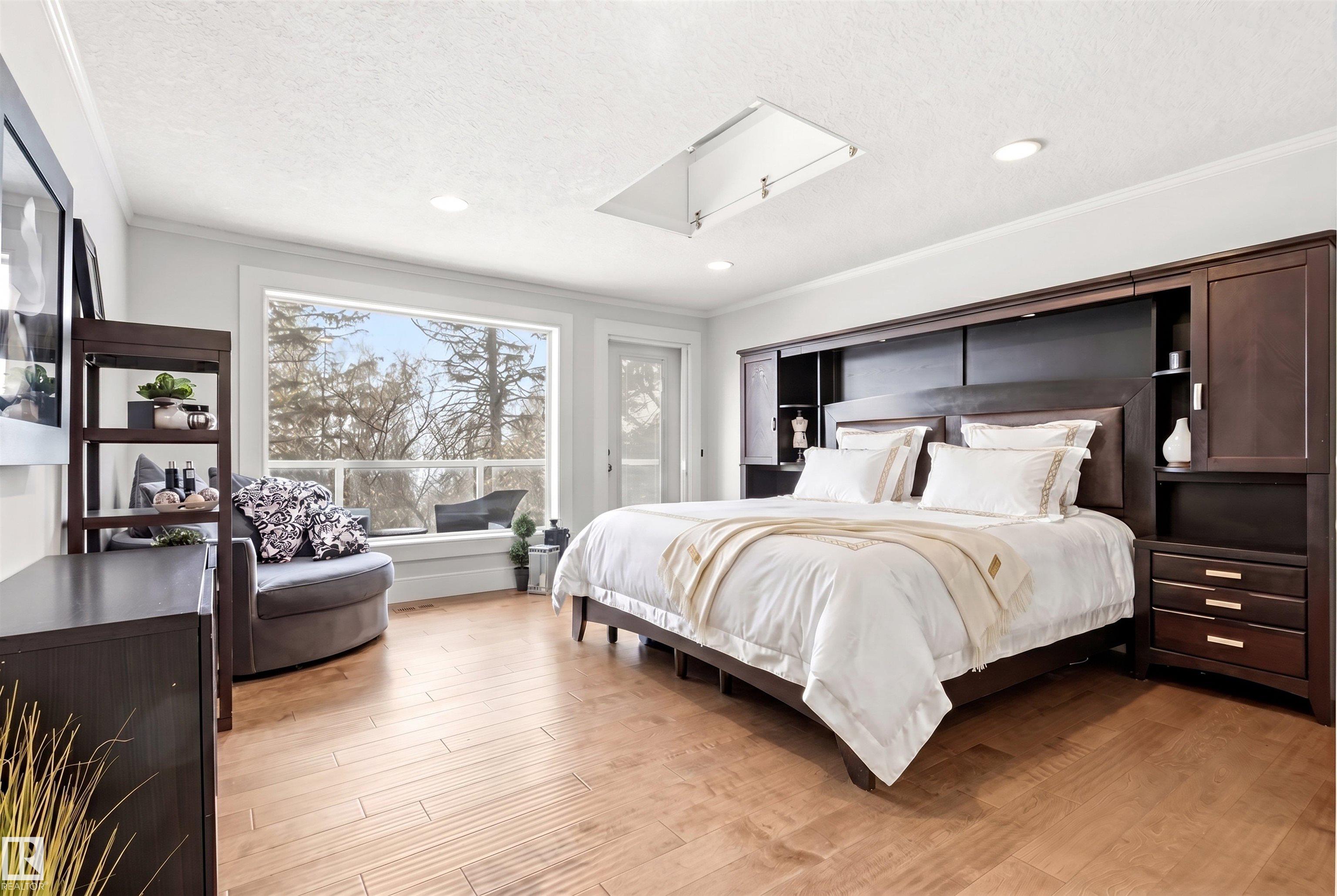 https://zimg.paragon.ice.com/ParagonImages/Property/PM/RAE/225398142/47/0/0/d834e58648f7875c3d6599ea98712f5d/1/d69cec5ade0adcbdbc806856b7f88e44/225398142-cb102cfe-64ae-4e9b-990f-def4584a2169.JPG