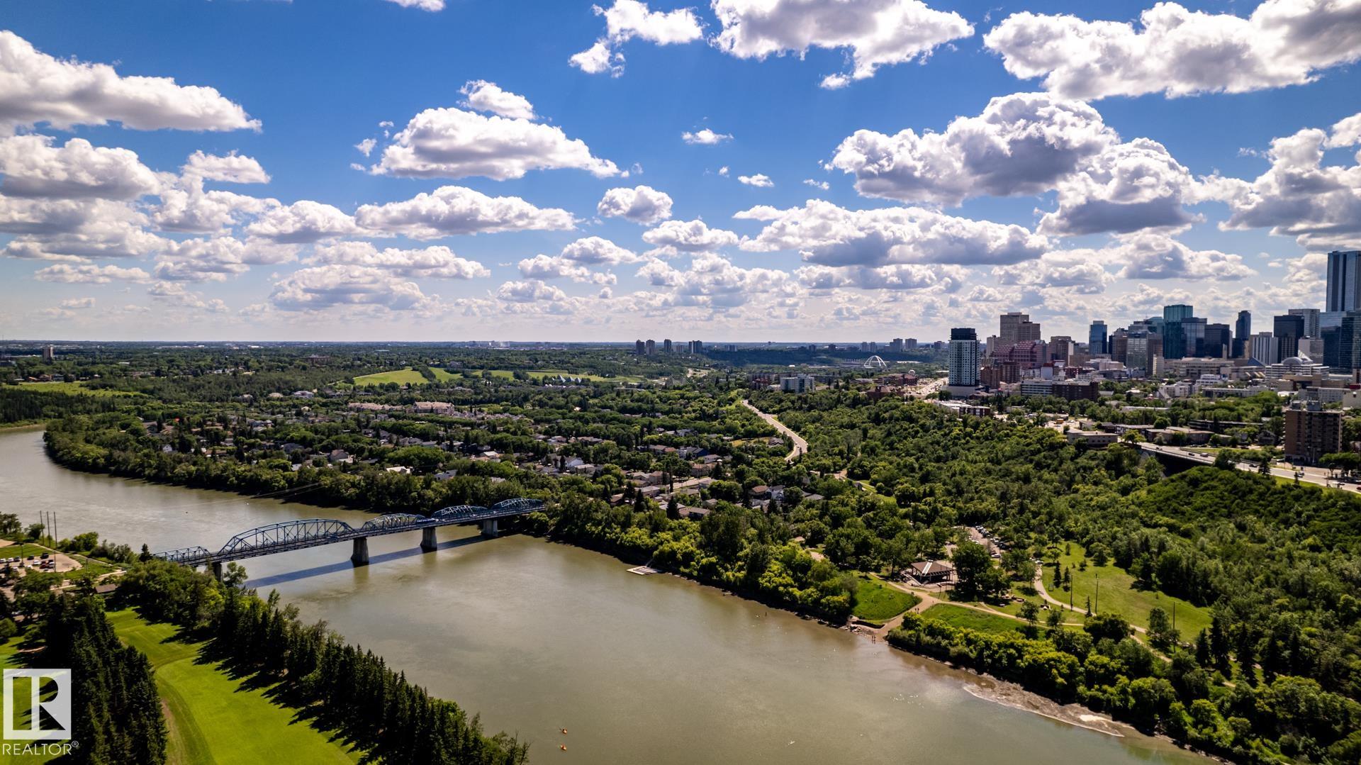 https://zimg.paragon.ice.com/ParagonImages/Property/PM/RAE/225398148/6/0/0/cdf8ed17ddbeecd703e596a2f6a605b2/1/1e760c7715311b527c1e955eb55f3331/225398148-93940cc7-686b-4973-b598-934aa13609c9.JPG