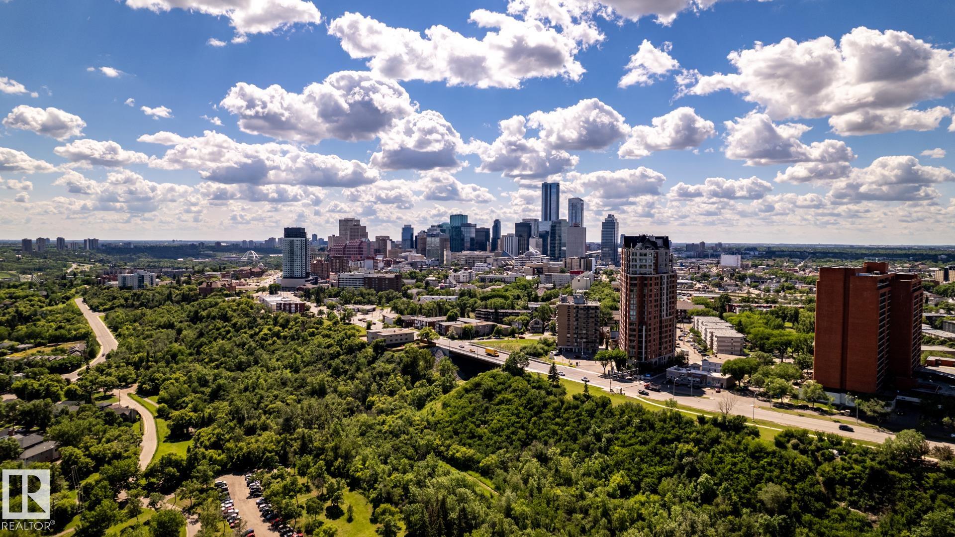 https://zimg.paragon.ice.com/ParagonImages/Property/PM/RAE/225398148/7/0/0/0f43b2982210e9a076bf4d7b6030c9b6/1/1e760c7715311b527c1e955eb55f3331/225398148-7b31d68a-5829-4924-852b-885353e3ca58.JPG