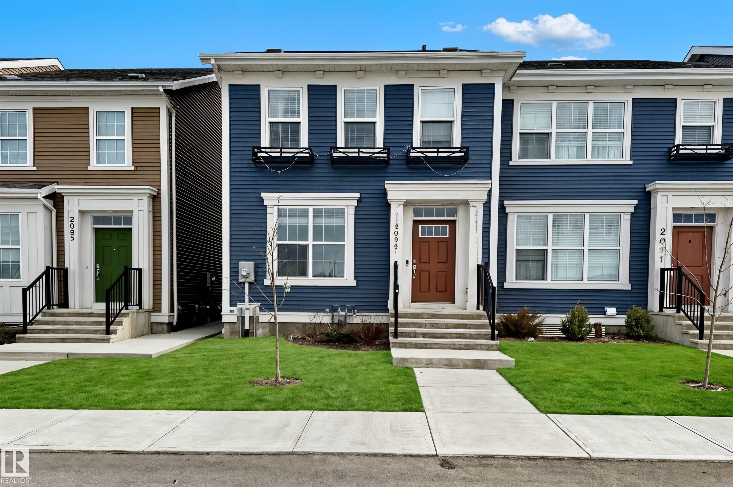 2093 Maple Road NW, Maple Crest, Edmonton photo number 2