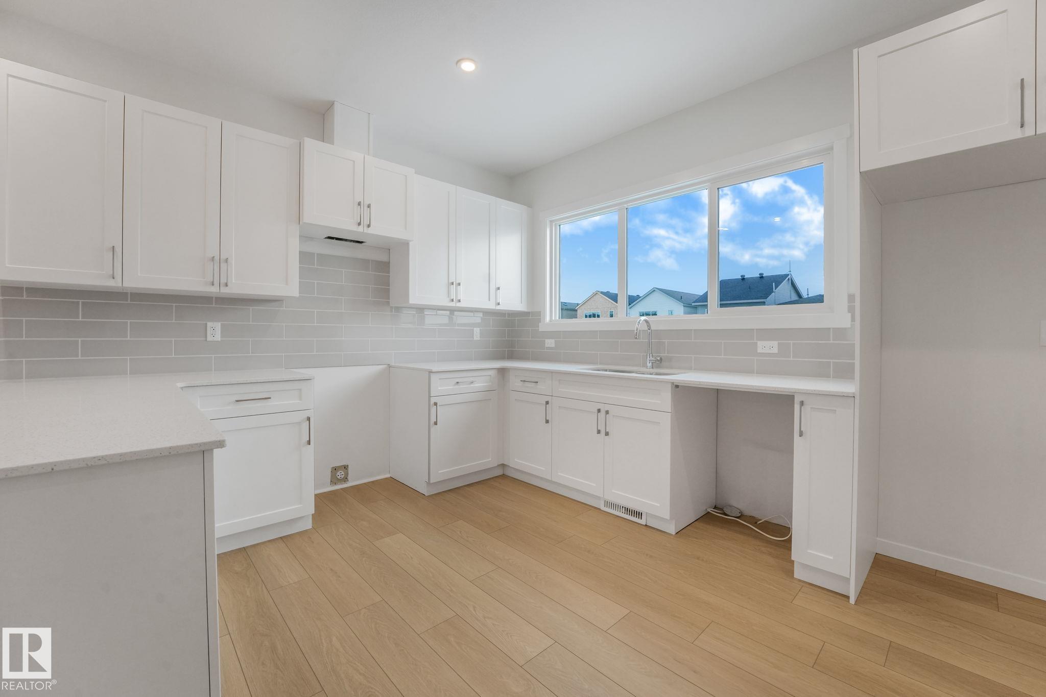 https://zimg.paragon.ice.com/ParagonImages/Property/PM/RAE/225398160/10/0/0/255d7dd361a358a9d15323c06bc0015a/1/678ee8e69fbab28a47529fe187df5aed/225398160-BD9AC5AC-58B3-4543-A1D0-B1554B433135.JPG