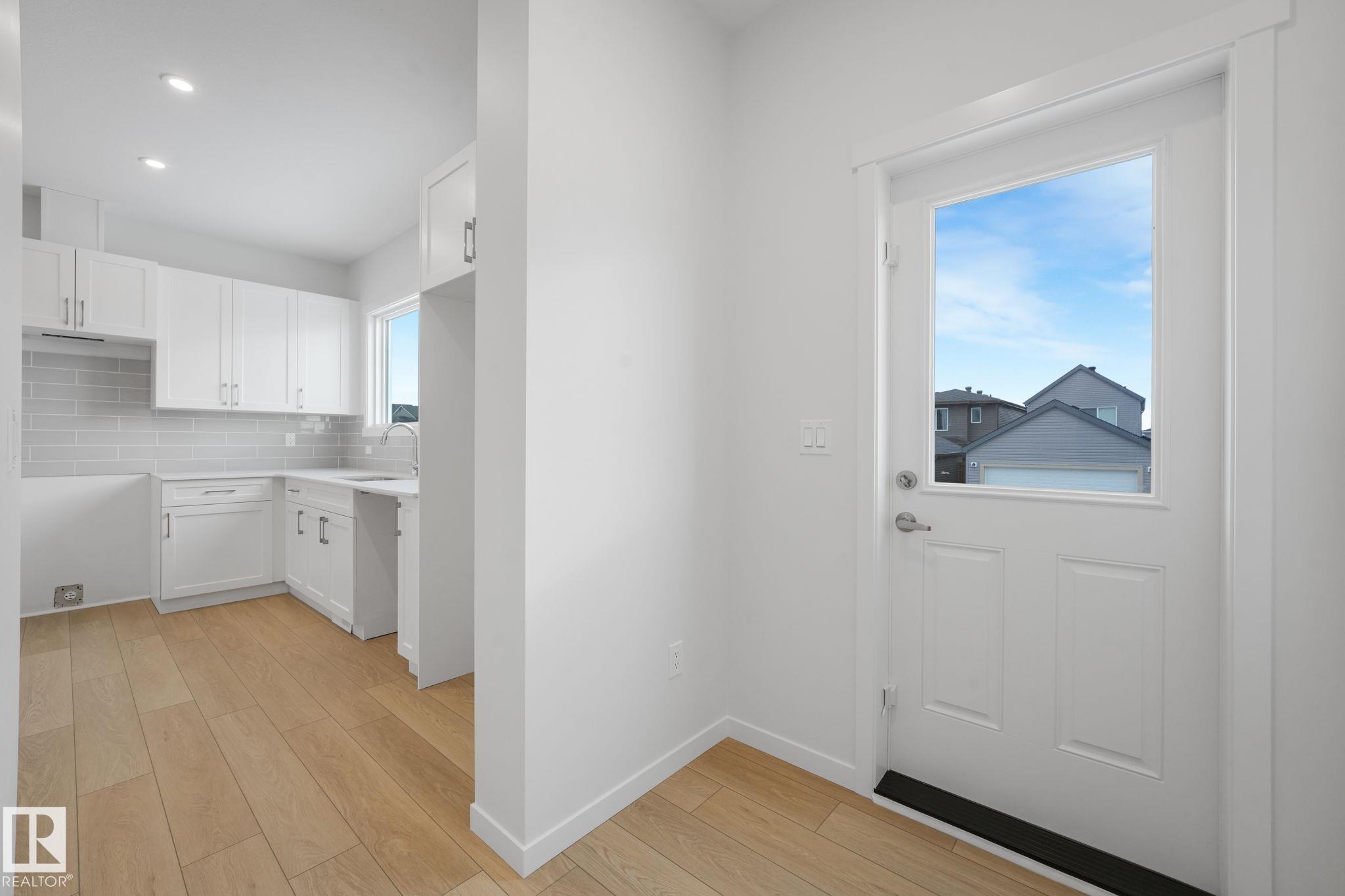 https://zimg.paragon.ice.com/ParagonImages/Property/PM/RAE/225398160/17/0/0/db9009bdb88781b25e782f091e75830e/1/678ee8e69fbab28a47529fe187df5aed/225398160-48103D20-0403-4FFC-9331-137B2B5922F4.JPG