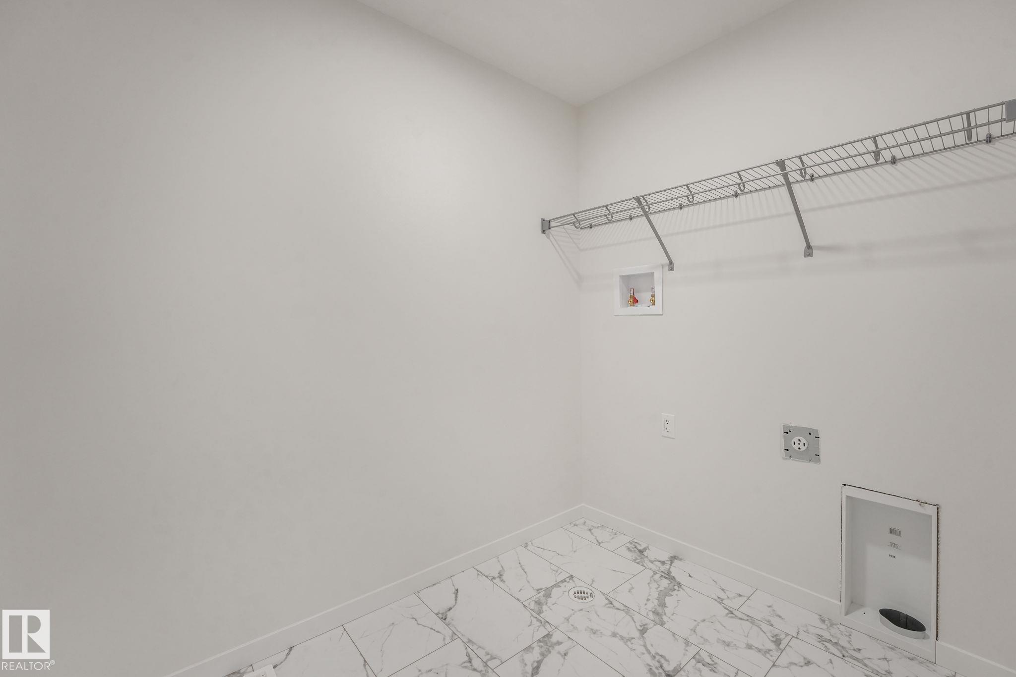https://zimg.paragon.ice.com/ParagonImages/Property/PM/RAE/225398160/31/0/0/b4618ded993d4b65ce19feb96a2ca04c/1/678ee8e69fbab28a47529fe187df5aed/225398160-E24F8680-220B-4354-9515-99DF45620537.JPG