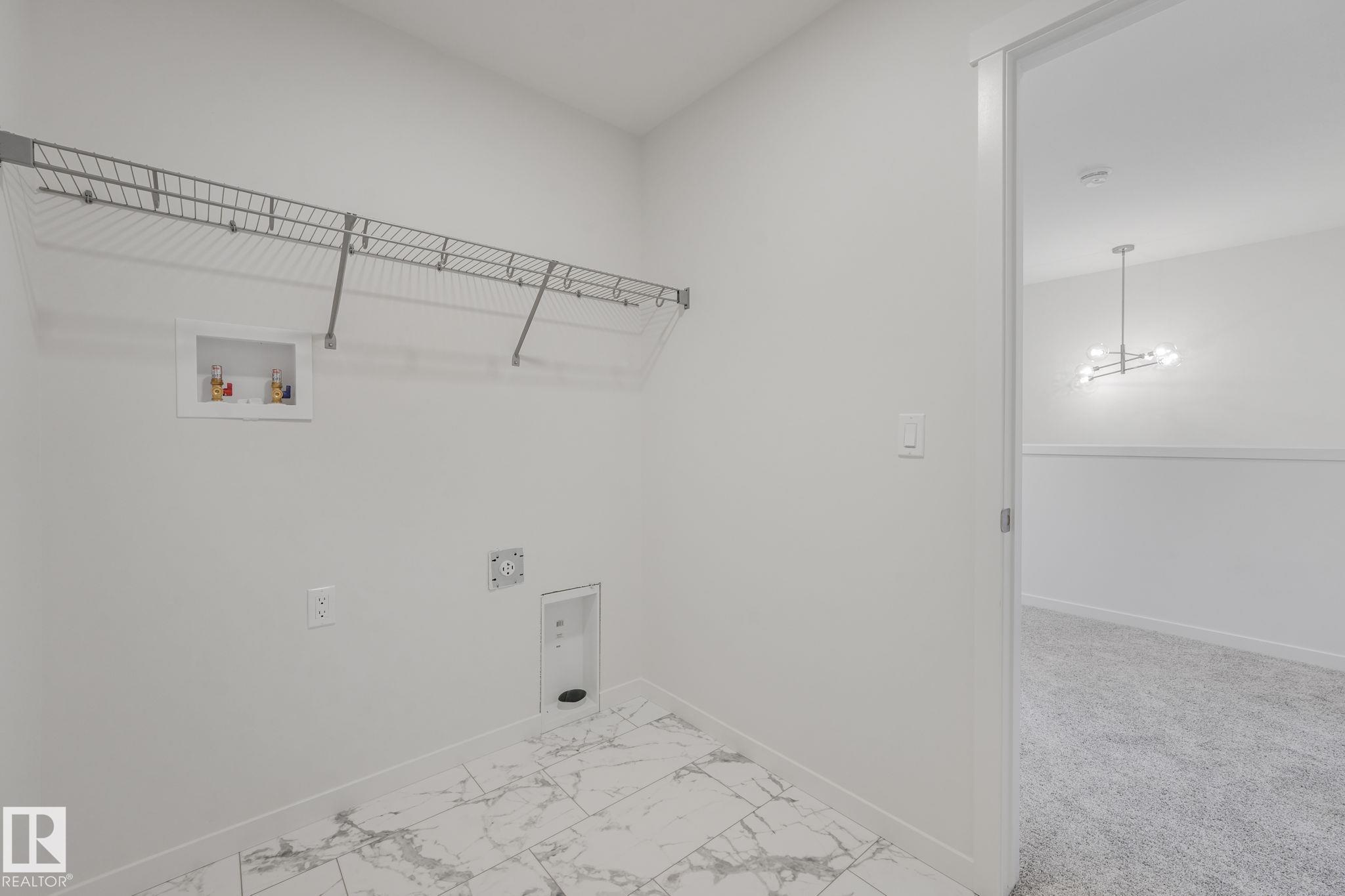 https://zimg.paragon.ice.com/ParagonImages/Property/PM/RAE/225398160/32/0/0/4bfb40c05c911b2a0cbcdc6e073b6abb/1/678ee8e69fbab28a47529fe187df5aed/225398160-CA45AD4C-5825-4E0F-879F-47FFF88E7FE3.JPG