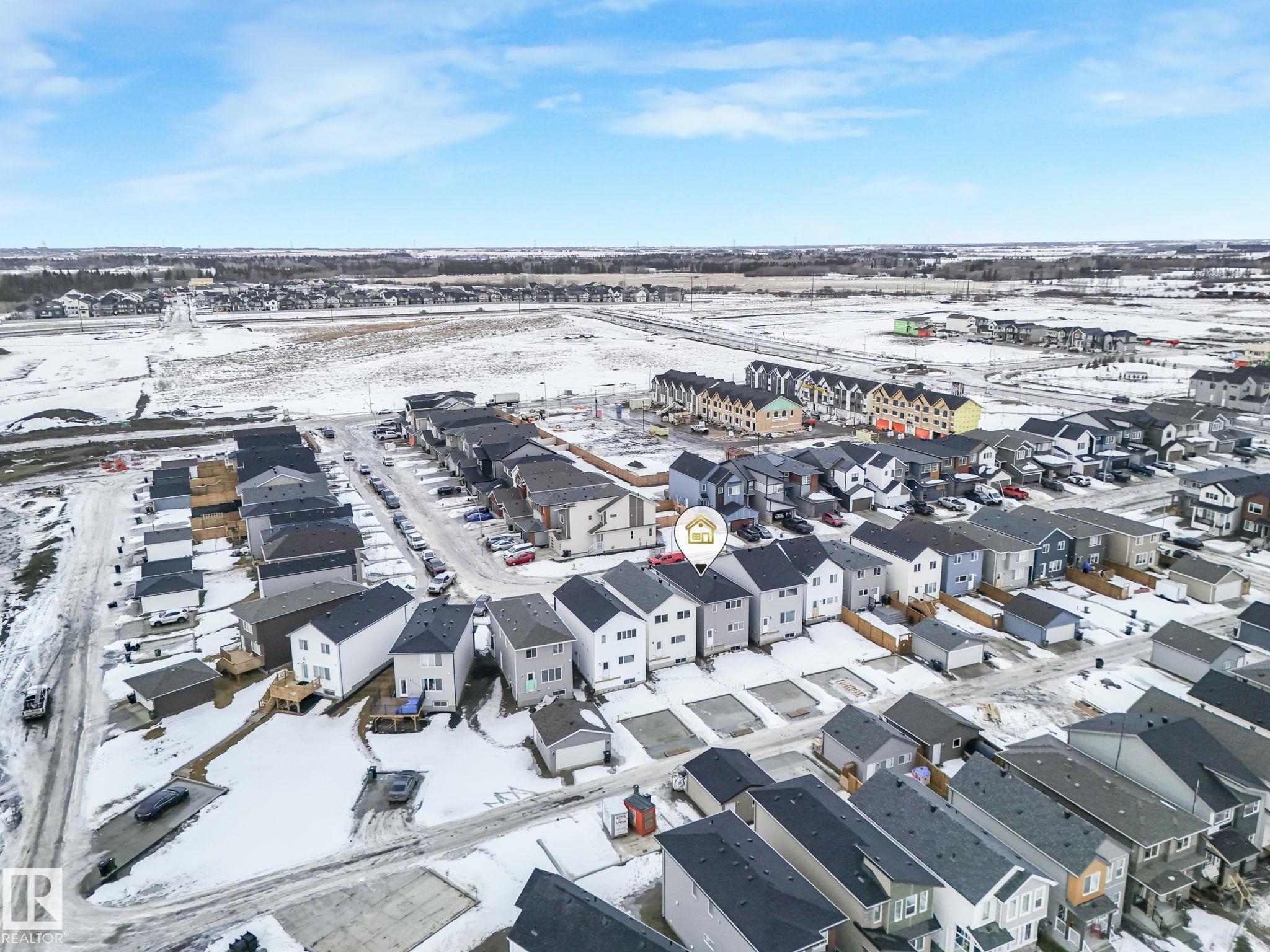 https://zimg.paragon.ice.com/ParagonImages/Property/PM/RAE/225398160/40/0/0/a6061e6eddb7a4cb4d71efe9a7f9170c/1/678ee8e69fbab28a47529fe187df5aed/225398160-C3130C40-D8F9-45F3-BCBE-87EDAC7C230D.JPG
