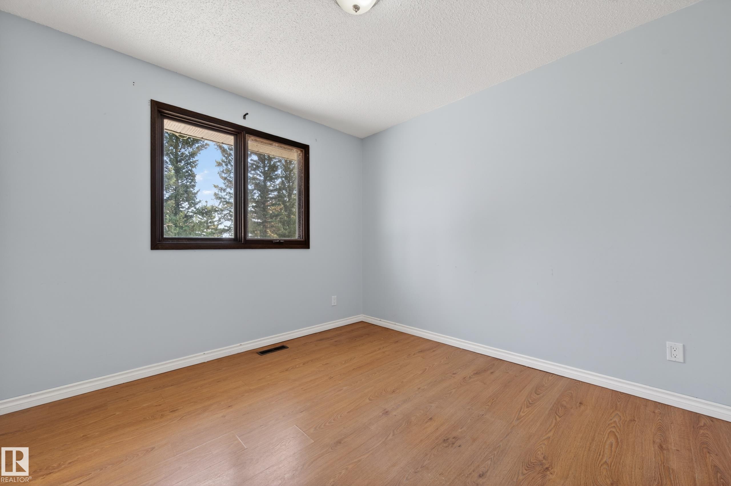 Photo 52 at 54530 Rge Road 215, None, Rural Strathcona County