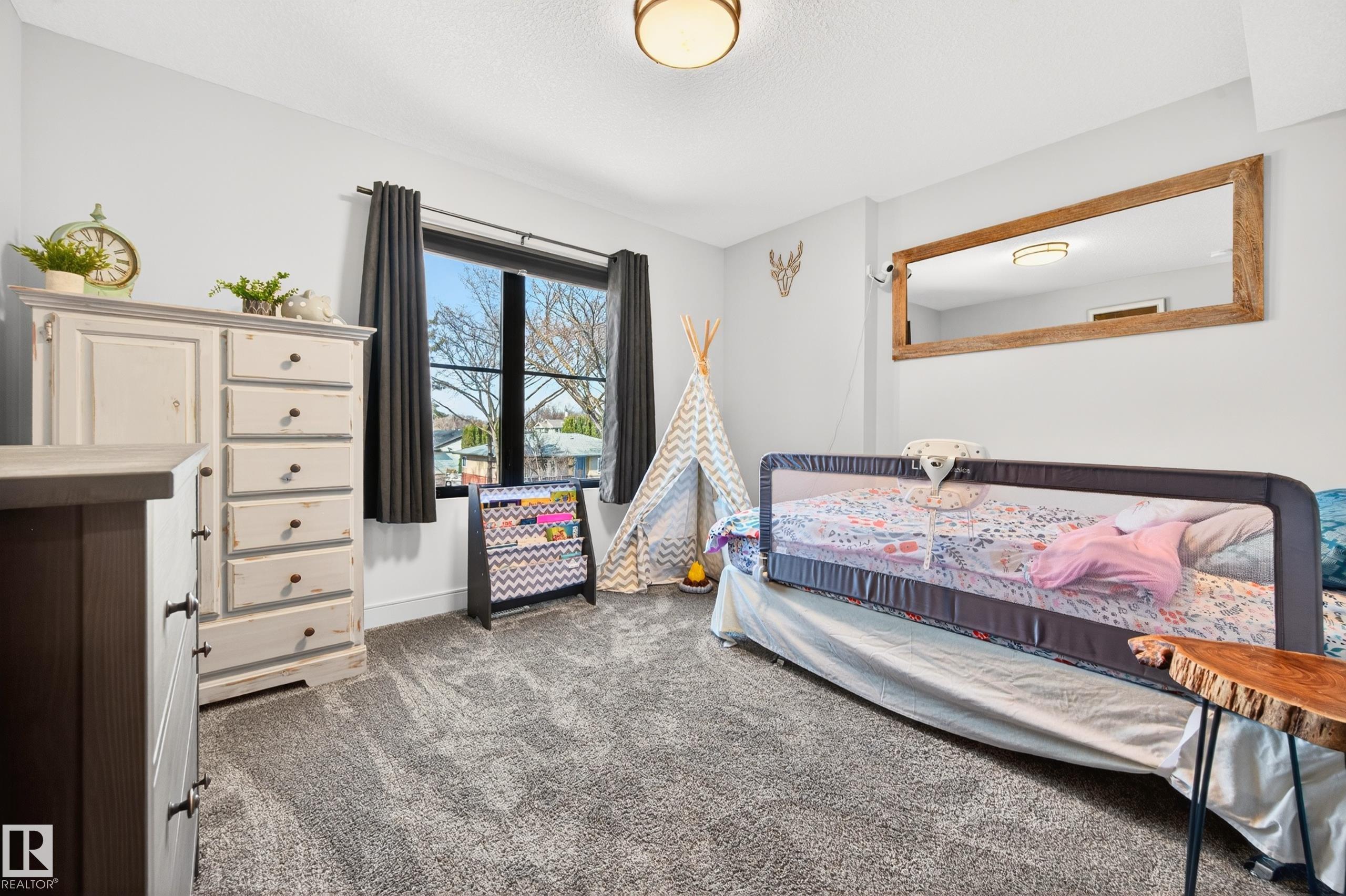 https://zimg.paragon.ice.com/ParagonImages/Property/PM/RAE/225398166/49/0/0/9324897575d65908769b00b04d2f953b/1/800d5ff3ef731d88015d60243bc0735c/225398166-1e836a50-7c11-482c-959f-f11260980524.JPG