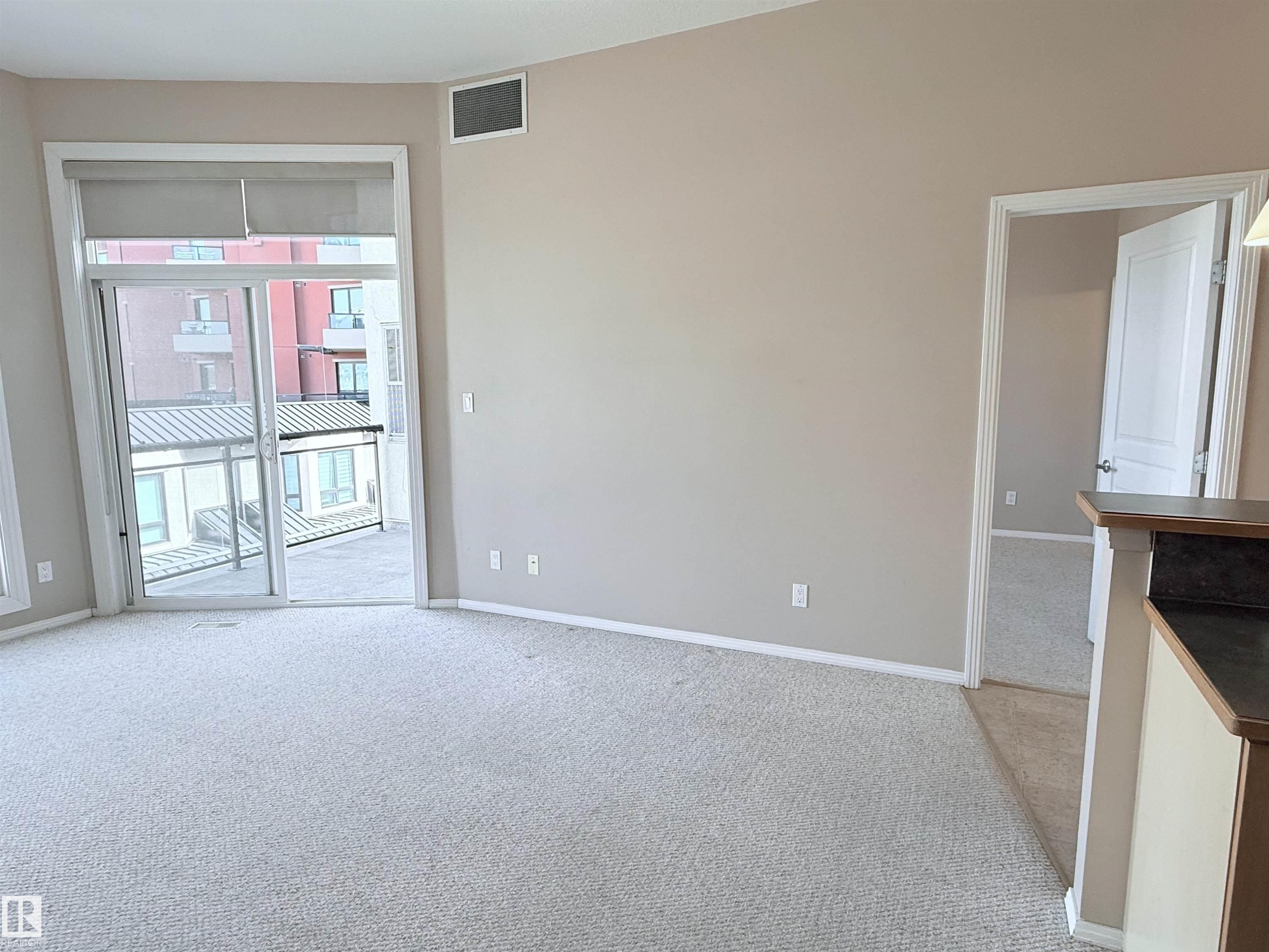 https://zimg.paragon.ice.com/ParagonImages/Property/PM/RAE/225398184/21/0/0/54b3f6ac1cd37d4d73c99e5f84b85081/1/dbed5077ebbd2800c6237d98651531cd/225398184-6562fad4-2c8b-4b84-aaba-89d1f990653b.JPG