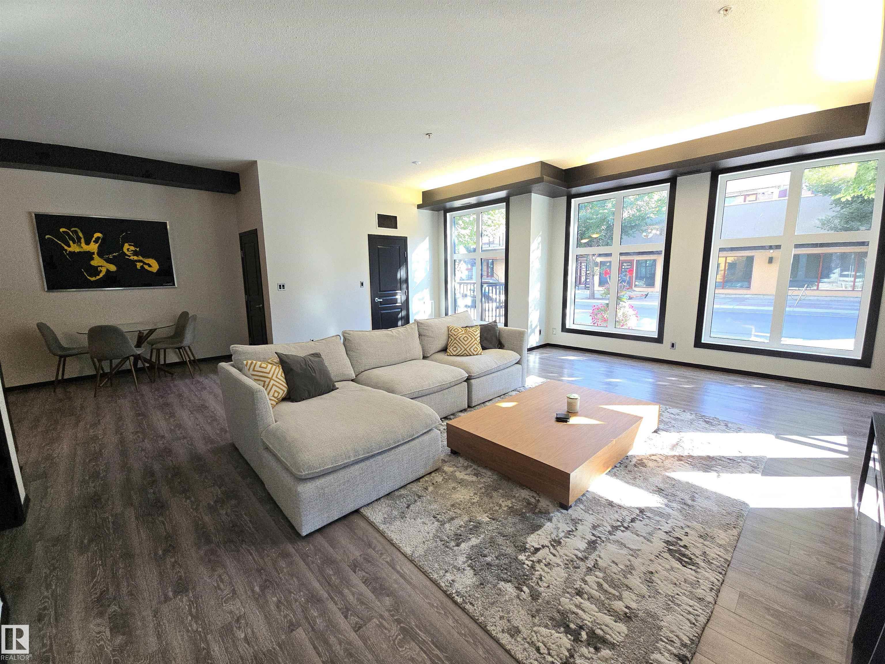 Photo 3 at 106 - 10531 117 Street NW, Queen Mary Park, Edmonton