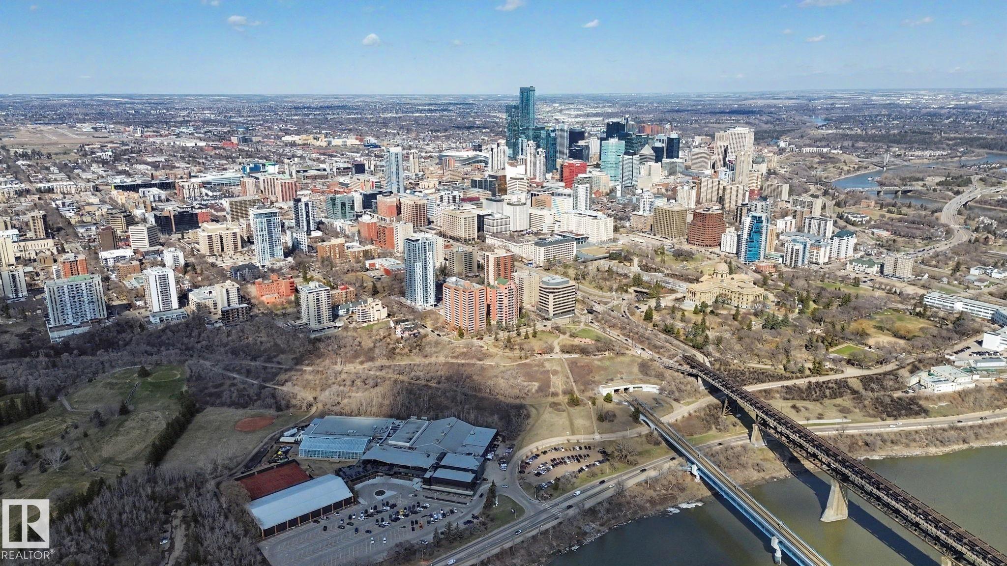 https://zimg.paragon.ice.com/ParagonImages/Property/PM/RAE/225398194/27/0/0/5b0ce349e29e7681ad81899842d28f2f/1/d72db2f2335b0bc4bbf9d278d118ebe0/225398194-fe063d96-a29a-482c-a13b-038222910524.JPG
