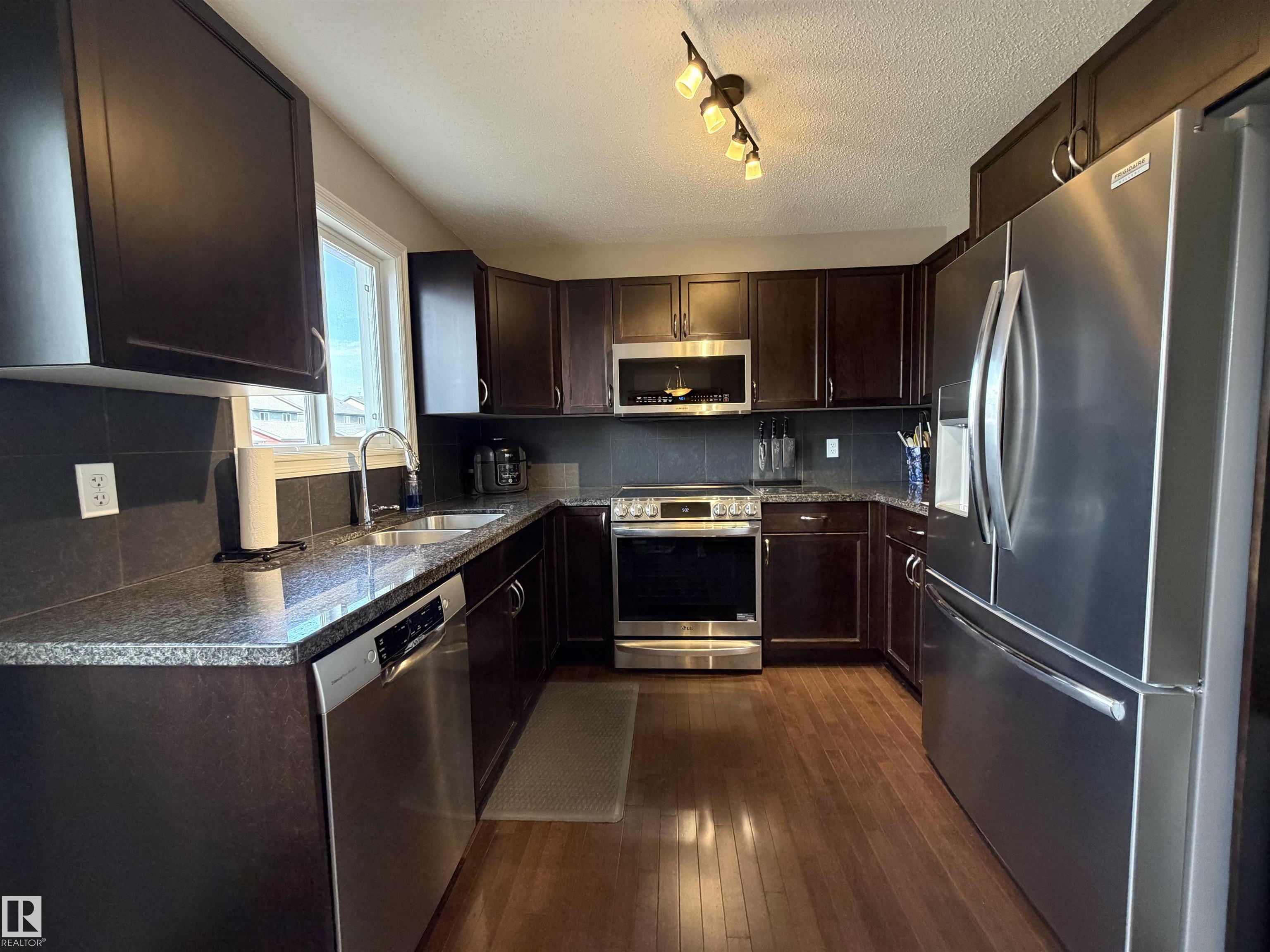 Photo 13 at 5204 4 Avenue SW, Charlesworth, Edmonton