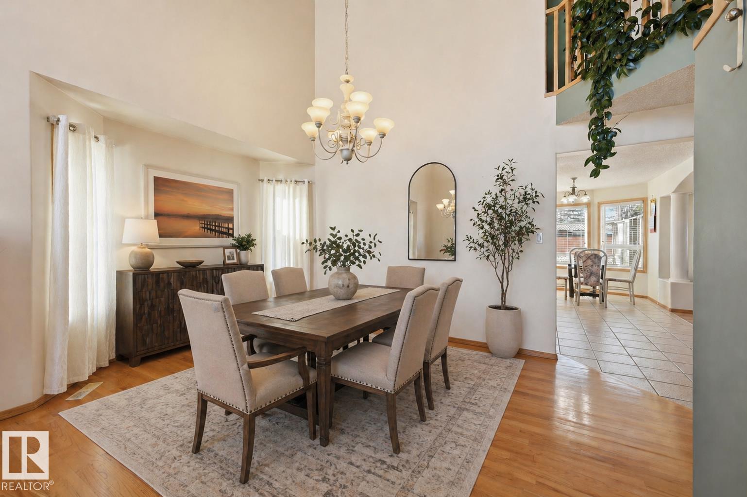 Photo 15 at 10331 156 Avenue NW, Beaumaris, Edmonton