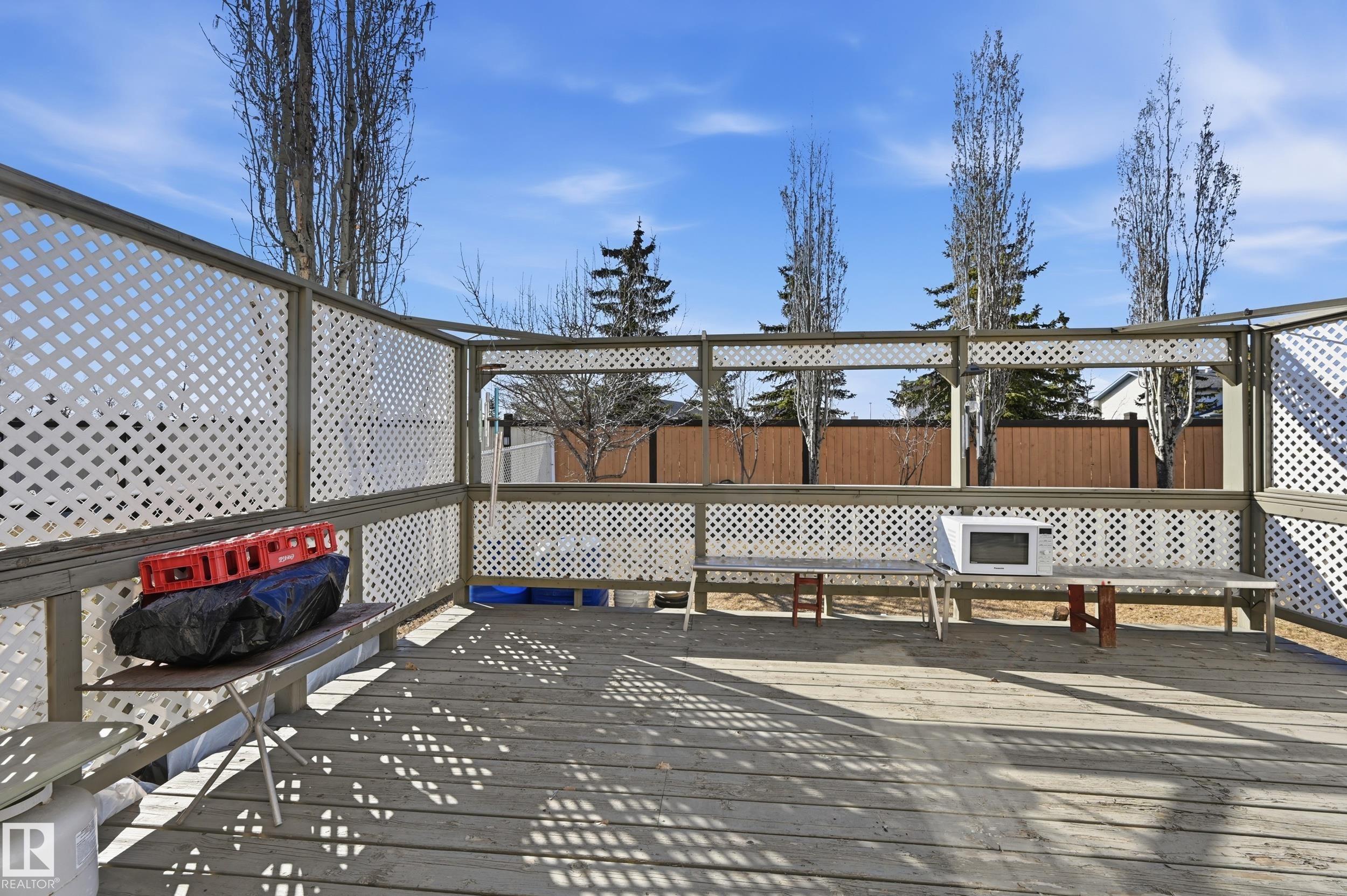 Photo 51 at 10331 156 Avenue NW, Beaumaris, Edmonton
