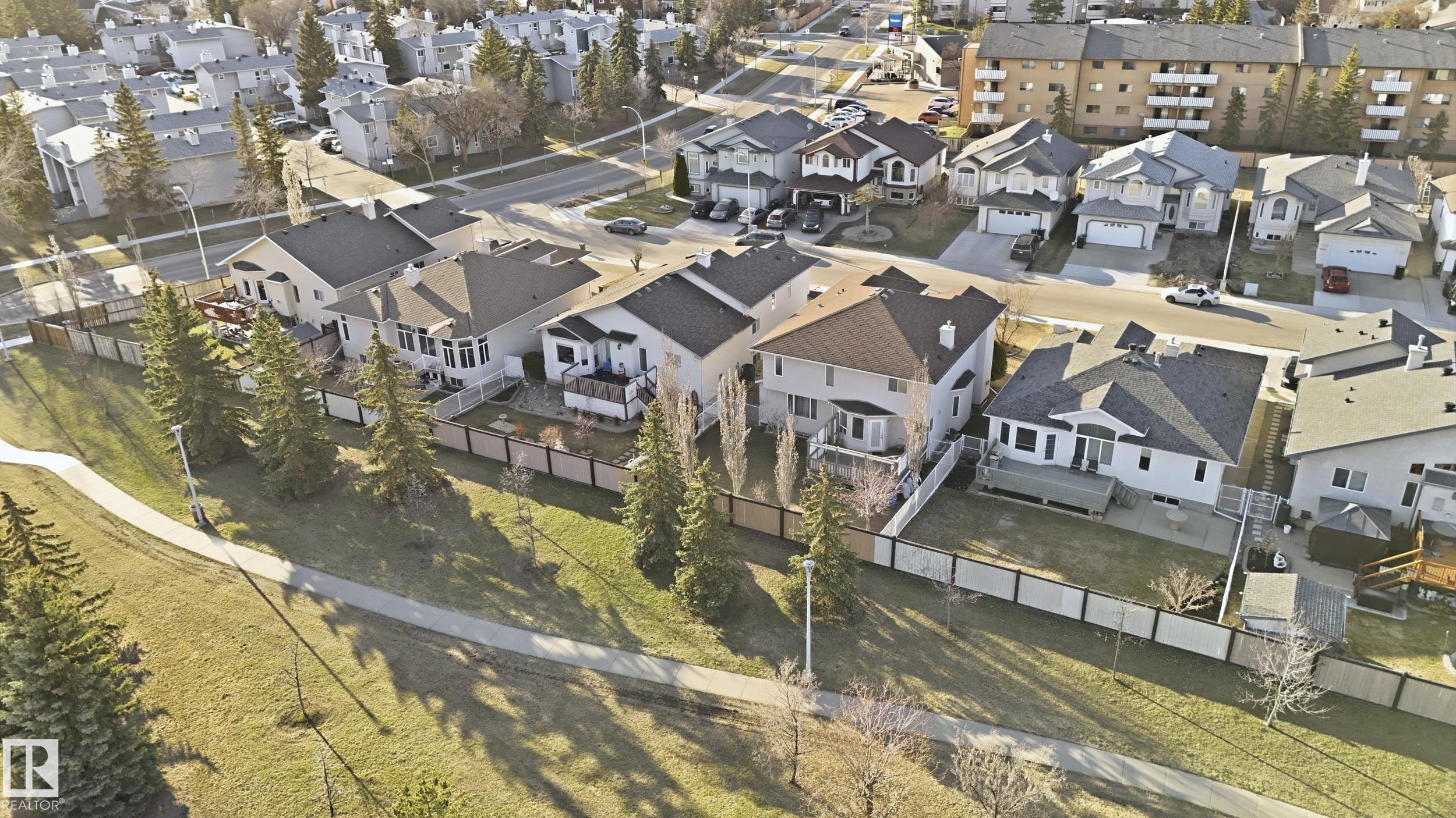 https://zimg.paragon.ice.com/ParagonImages/Property/PM/RAE/225398216/61/0/0/8410d8a360ba9b9fd1d43dbe85949a2b/1/919a217383e474c896f12b2b44dbf927/225398216-cdbf7c5d-8650-4ba0-8a4a-0526bd06e550.JPG