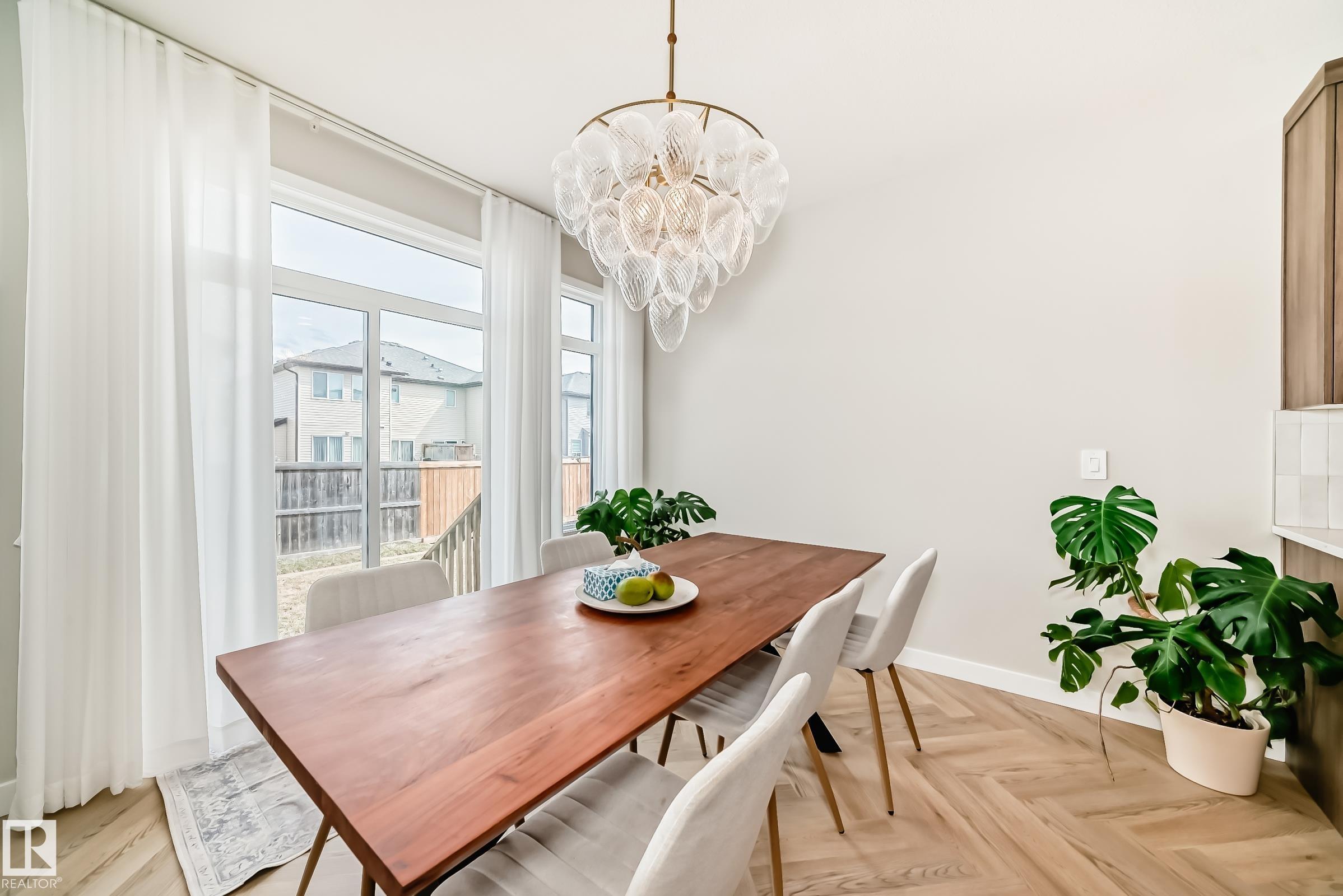 https://zimg.paragon.ice.com/ParagonImages/Property/PM/RAE/225398220/15/0/0/b6cb2c123751fa6861affc4499ee2c2f/1/16214f76ad97acc74e4557c49f2b900b/225398220-3b9c3f1e-be88-4305-b5f5-1285445c5d41.JPG