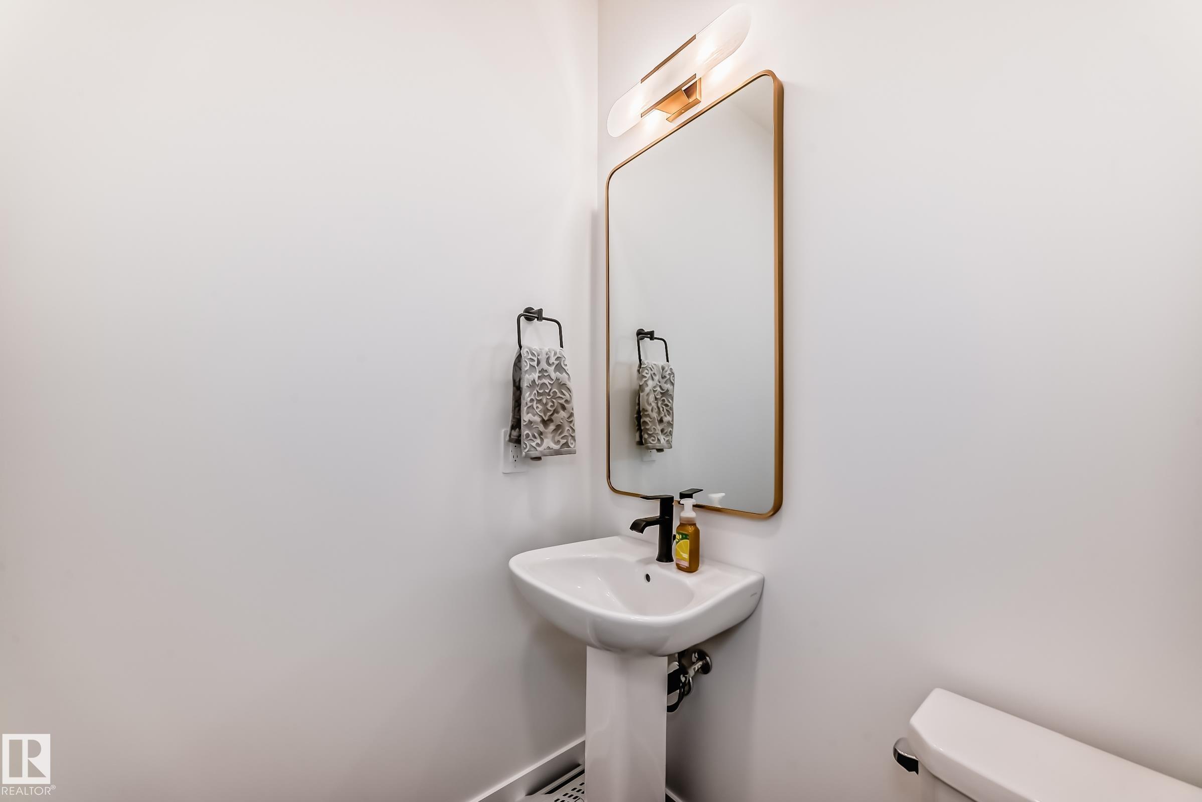 https://zimg.paragon.ice.com/ParagonImages/Property/PM/RAE/225398220/23/0/0/0c7202a1d925cab0d829af6e3fa6f4e4/1/16214f76ad97acc74e4557c49f2b900b/225398220-8e184515-e66d-463c-9bbc-7b93047e12da.JPG