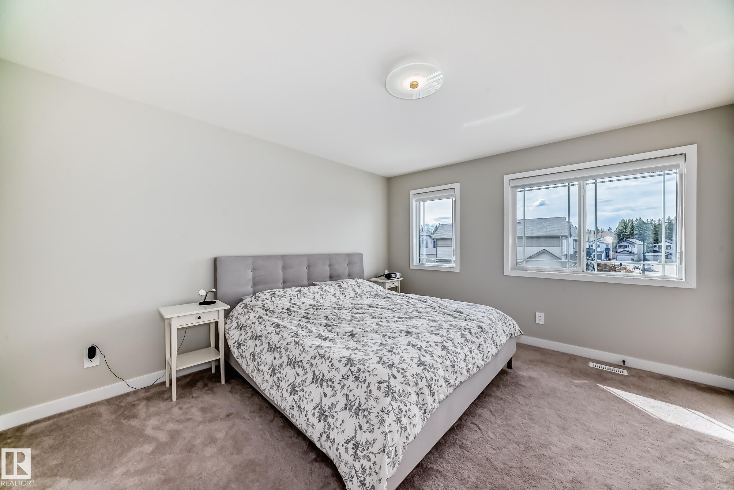 https://zimg.paragon.ice.com/ParagonImages/Property/PM/RAE/225398220/30/0/0/e25df5924853d7798f92a9e343fa10eb/1/16214f76ad97acc74e4557c49f2b900b/225398220-e47c23c0-742f-4f50-88c1-ee7978238b4b.JPG