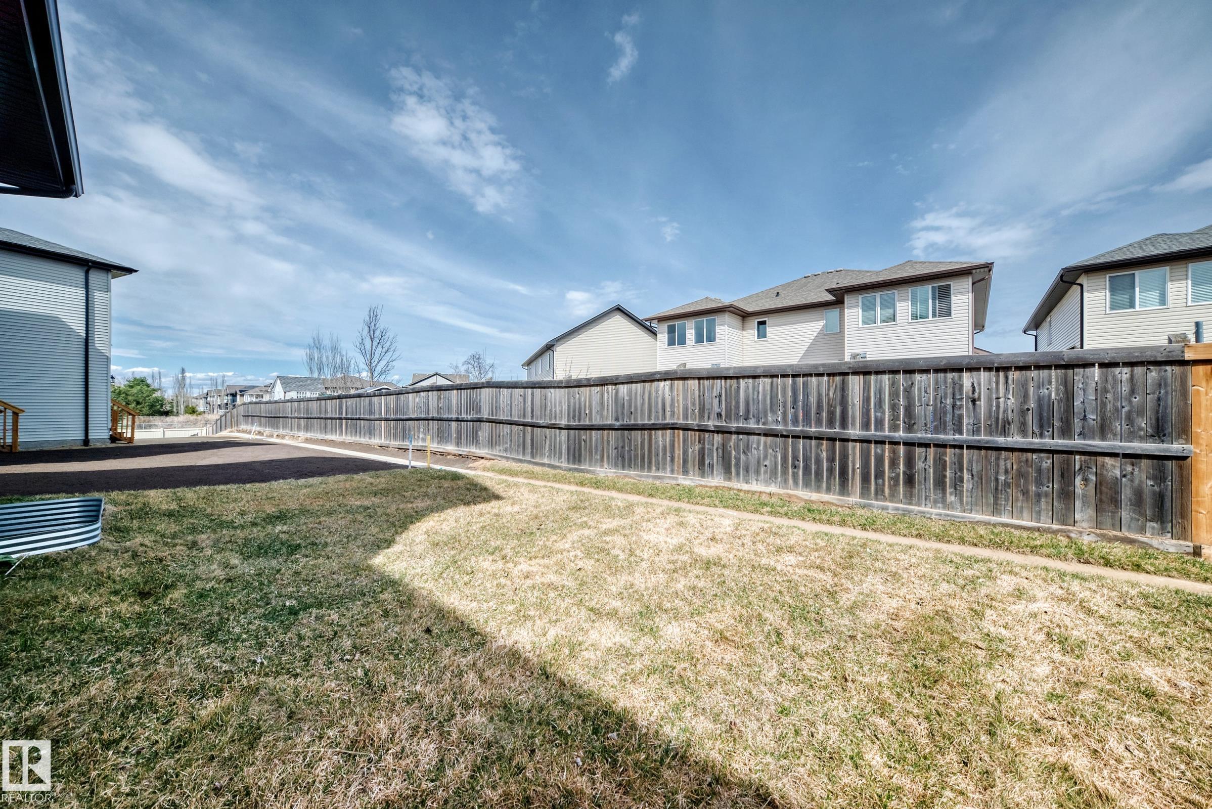 https://zimg.paragon.ice.com/ParagonImages/Property/PM/RAE/225398220/61/0/0/e21e9d909dc765c0b5a6825d1d8f37c3/1/16214f76ad97acc74e4557c49f2b900b/225398220-c13b1065-9d5d-48e6-abe9-993d9fcb3e92.JPG