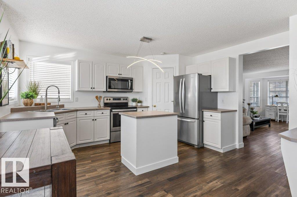 Photo 11 at 4272 24 Street NW, Larkspur, Edmonton