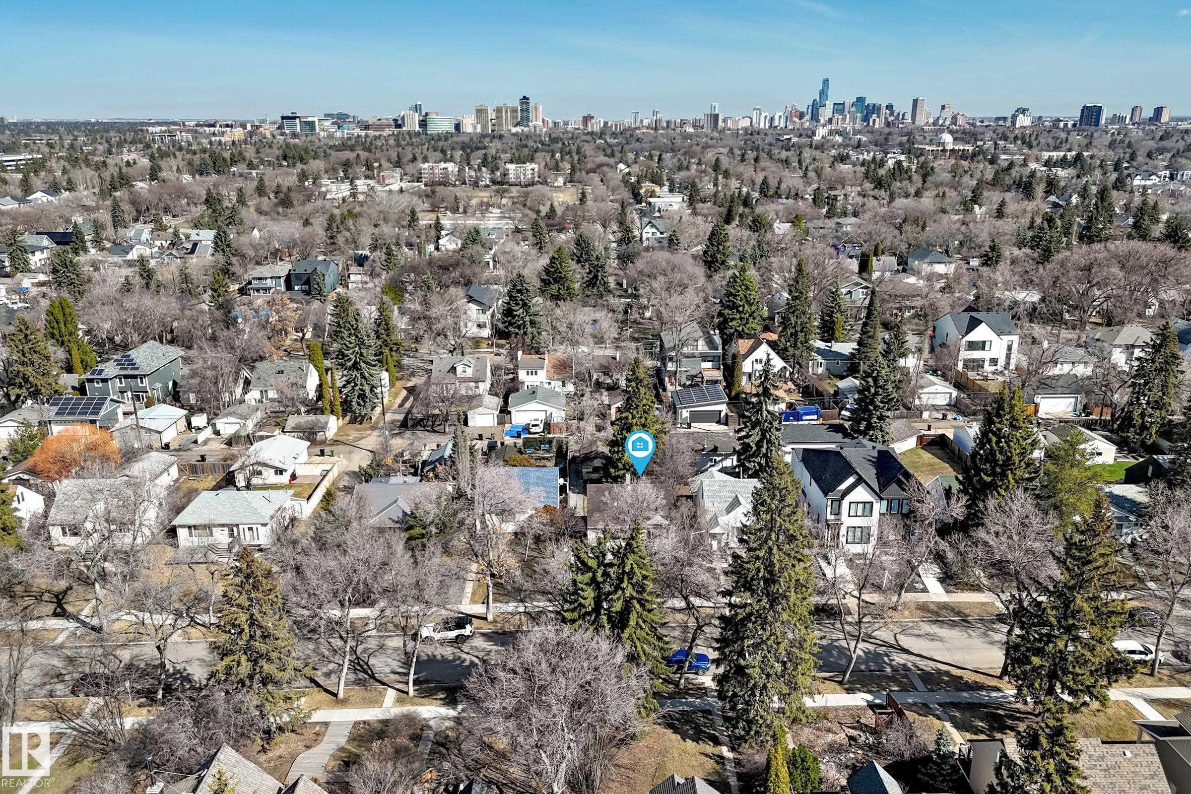 Photo 5 at 10954 62 Avenue NW, Parkallen, Edmonton