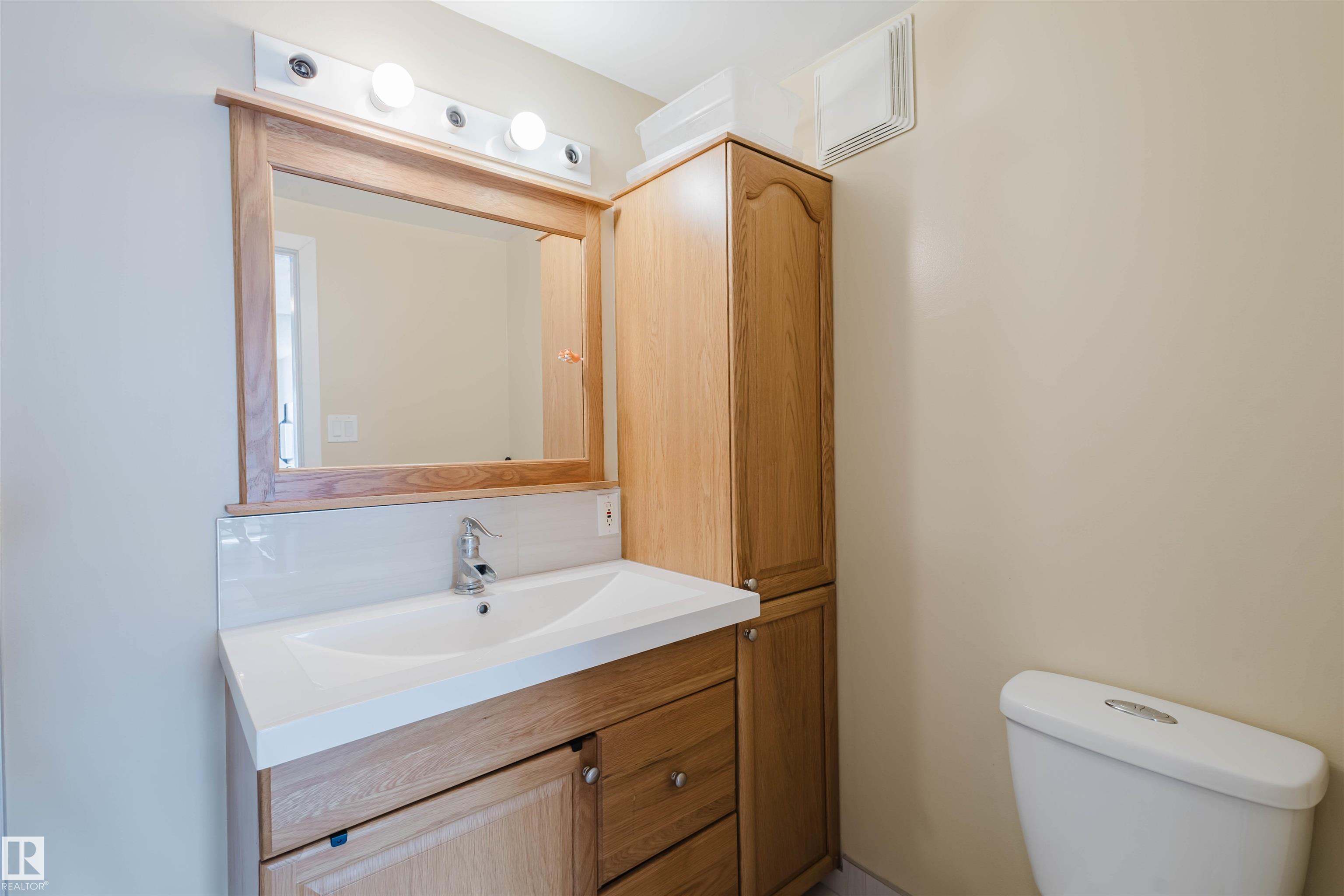 https://zimg.paragon.ice.com/ParagonImages/Property/PM/RAE/225398231/16/0/0/c56bdf3eee23307ad191fe18bda67a5c/1/50e25ad236ddbb1f1f31a3c7ebc30b60/225398231-26522665-9B30-4E95-B9F2-E32A577C72FA.JPG