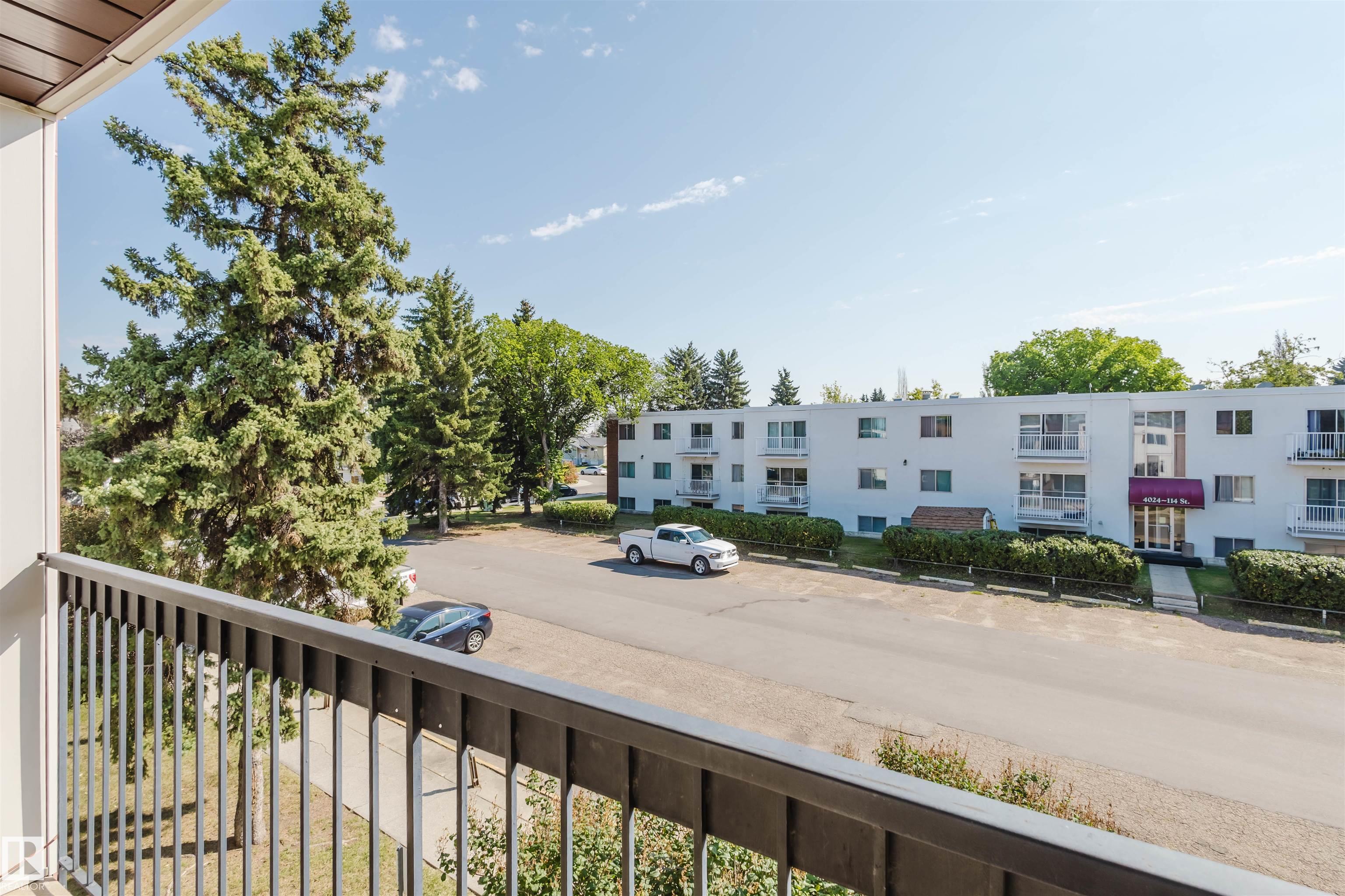 https://zimg.paragon.ice.com/ParagonImages/Property/PM/RAE/225398231/25/0/0/9e0437cb5e3e11bb0302015ec5bbb237/1/50e25ad236ddbb1f1f31a3c7ebc30b60/225398231-999D045D-8951-47A2-8DED-BA65E079B873.JPG