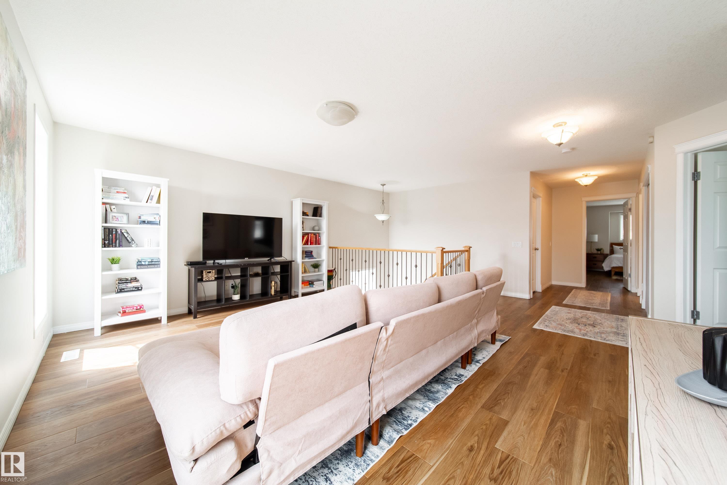 Photo 25 at 1205 Ormsby Lane NW, Ormsby Place, Edmonton