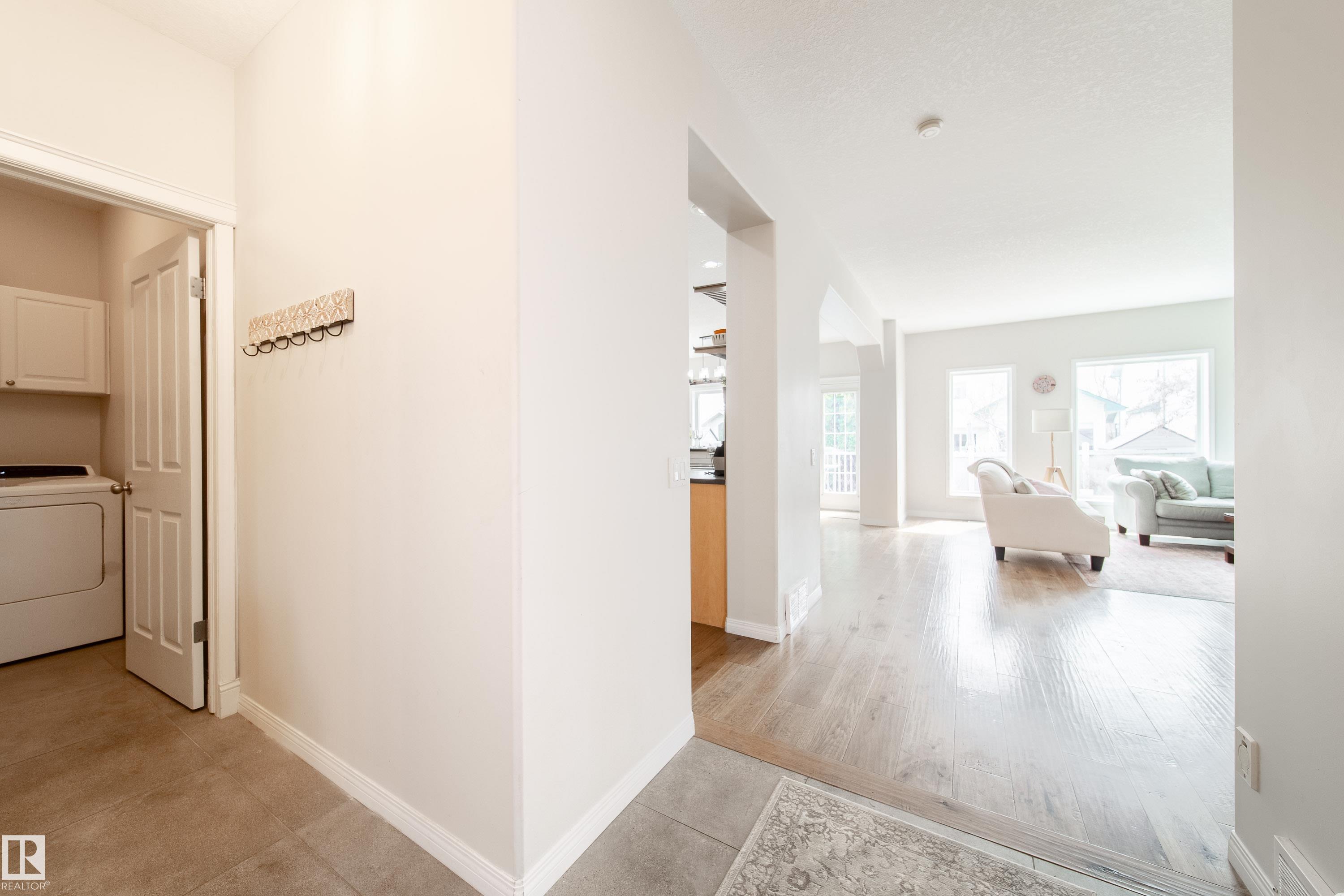 Photo 4 at 1205 Ormsby Lane NW, Ormsby Place, Edmonton