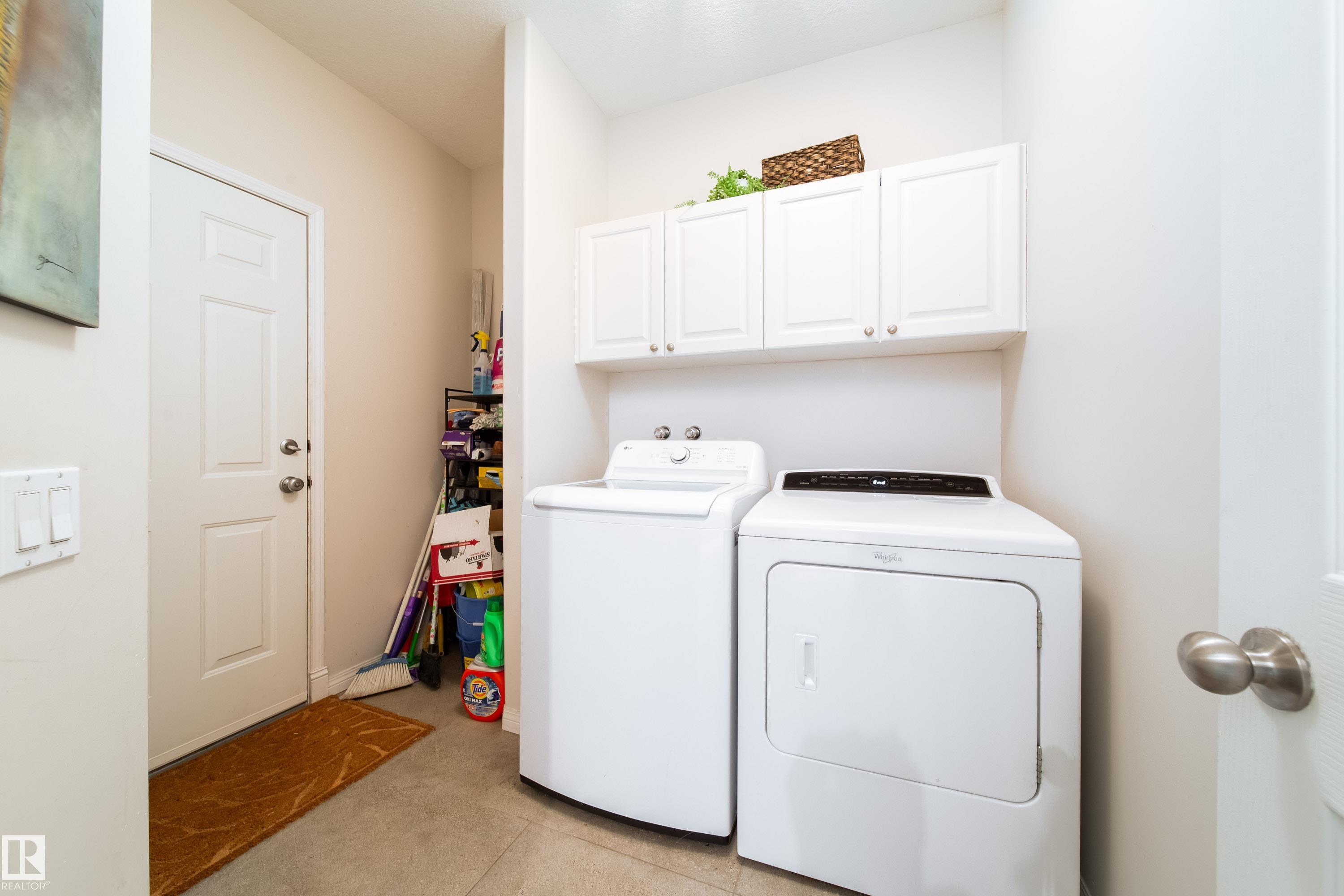 Photo 9 at 1205 Ormsby Lane NW, Ormsby Place, Edmonton