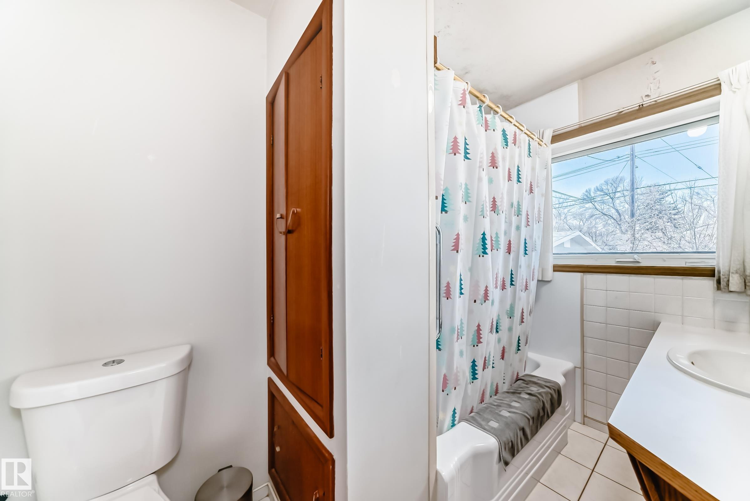 Photo 27 at 12106 48 Street NW, Beacon Heights, Edmonton