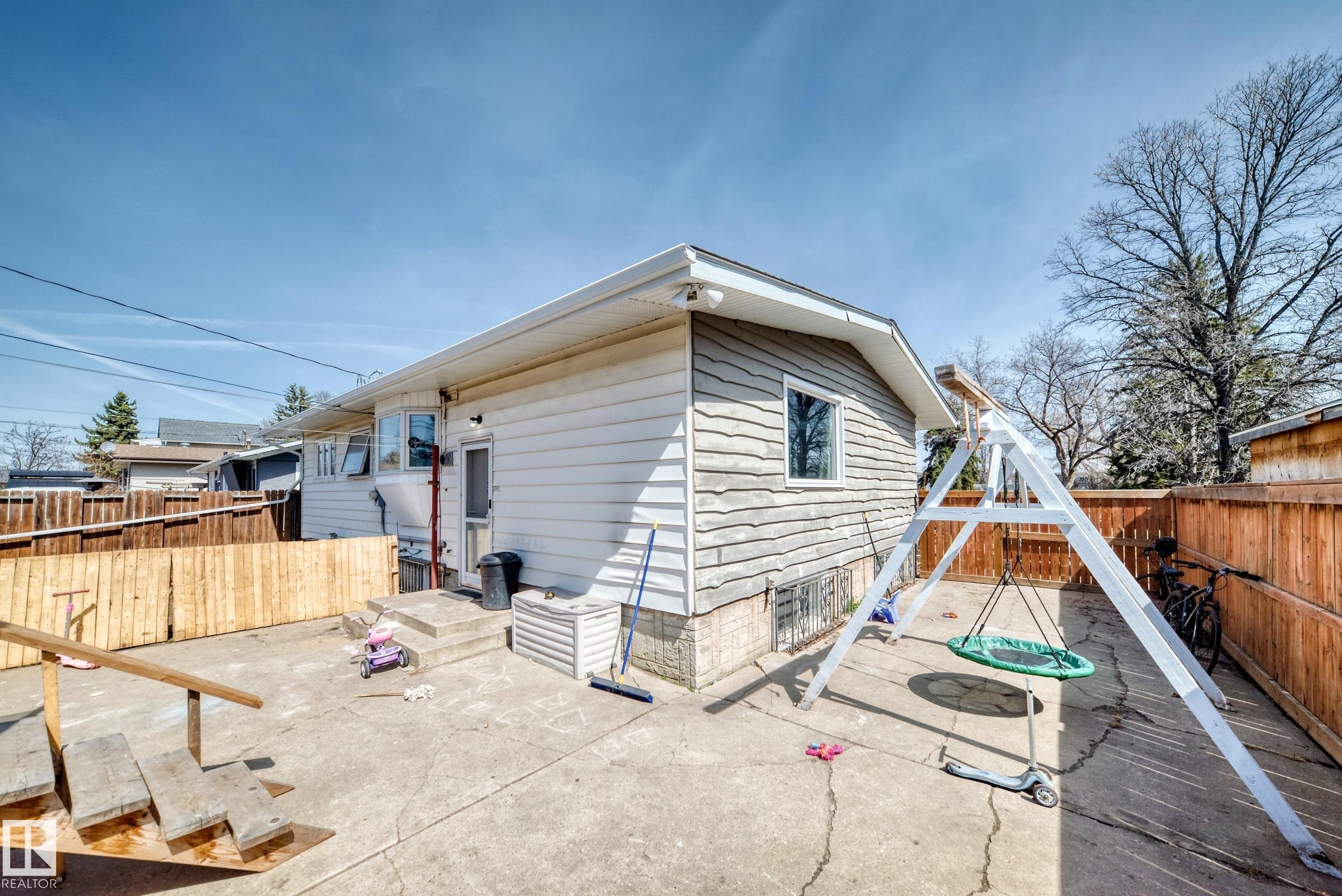 Photo 42 at 12106 48 Street NW, Beacon Heights, Edmonton
