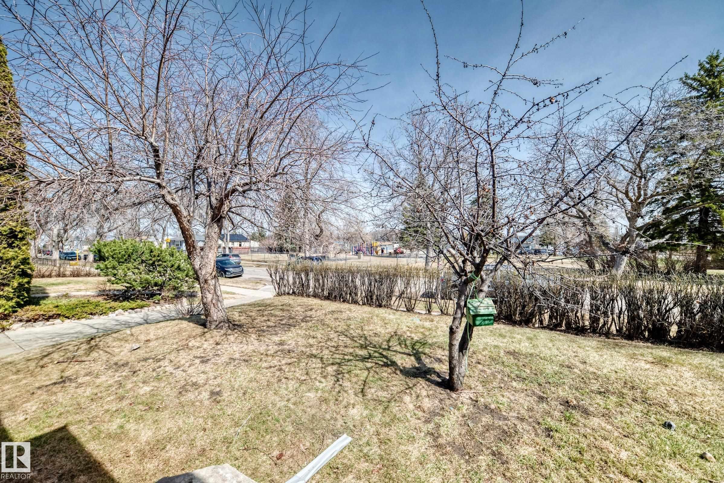 Photo 53 at 12106 48 Street NW, Beacon Heights, Edmonton