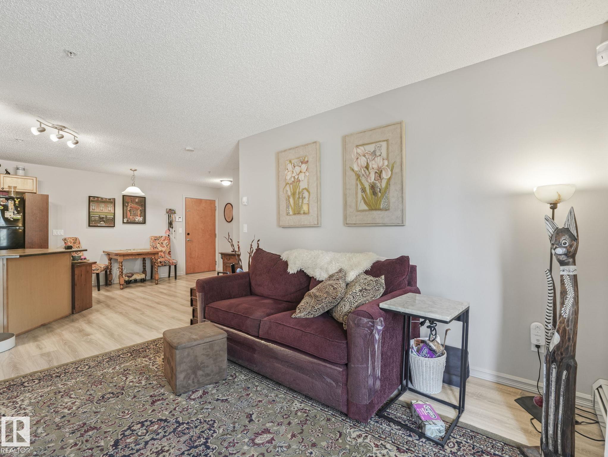 https://zimg.paragon.ice.com/ParagonImages/Property/PM/RAE/225398238/19/0/0/cedaa15810e4b5e0aec9bdf2c1f053cc/1/76dcedc20f475b66602a05fc104521b5/225398238-1cf6de0e-4863-4118-8c10-85e0053c1c79.JPG