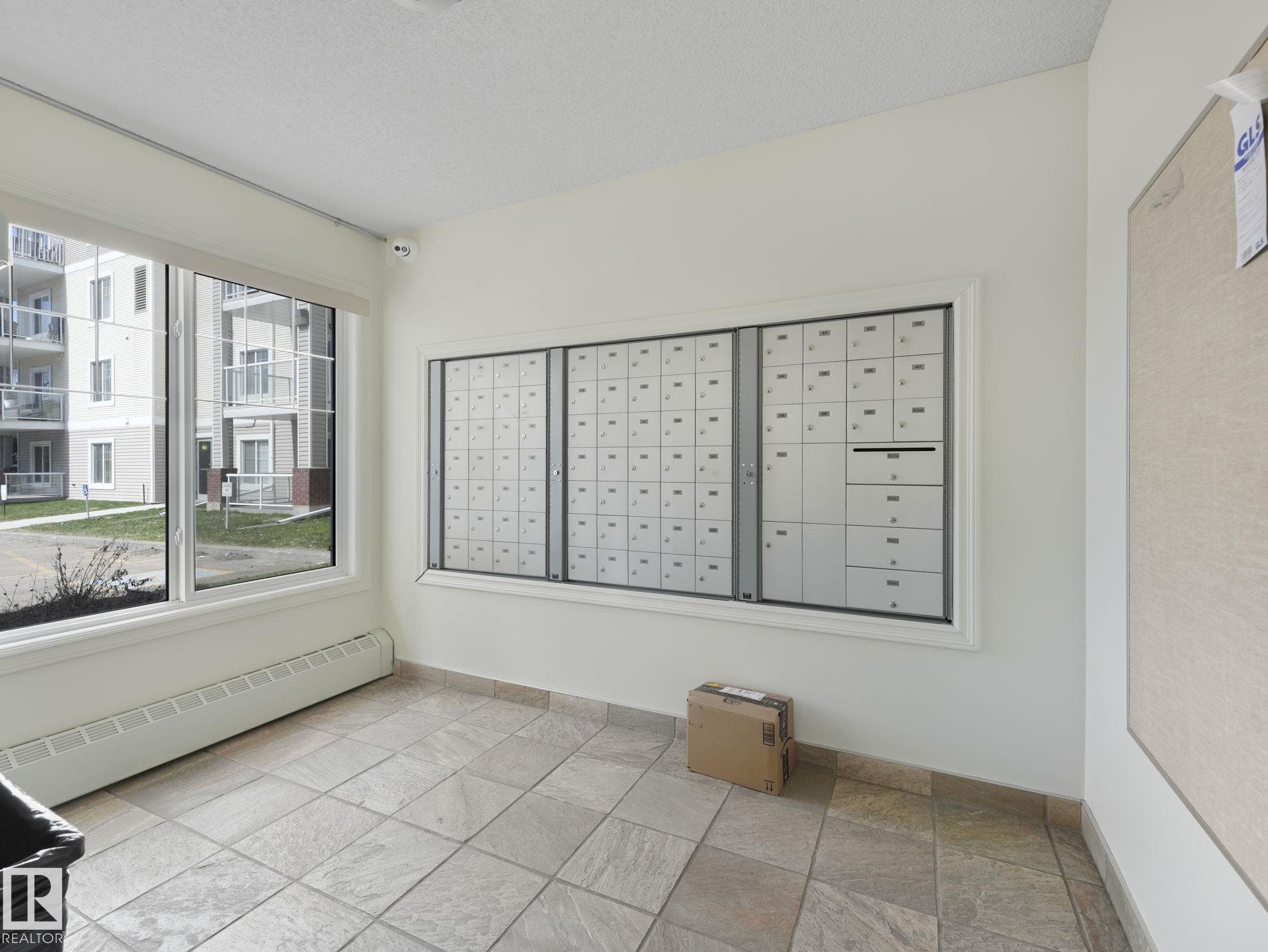 https://zimg.paragon.ice.com/ParagonImages/Property/PM/RAE/225398238/35/0/0/c2ec1213a1e52ab38bdf2b878c48d466/1/76dcedc20f475b66602a05fc104521b5/225398238-113fbd1f-2fbb-4be5-bc1c-be8bde3f10ab.JPG