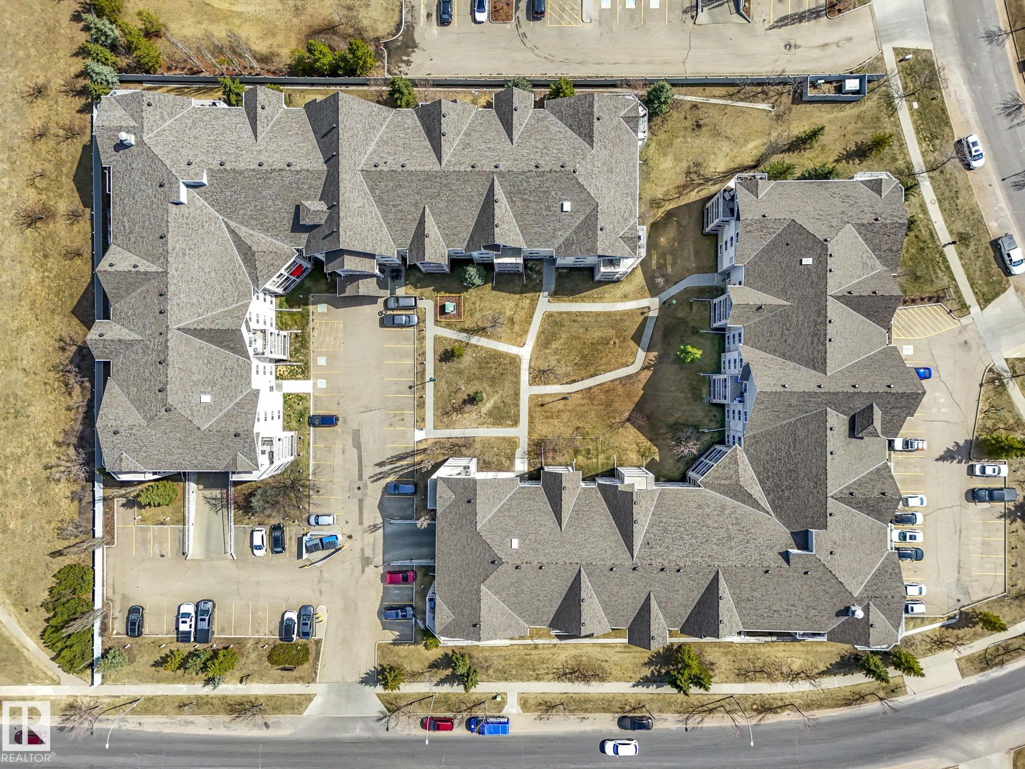 https://zimg.paragon.ice.com/ParagonImages/Property/PM/RAE/225398238/43/0/0/8f695fb4e757183a5ef5ad44f25bd8ab/1/76dcedc20f475b66602a05fc104521b5/225398238-dcba9790-065f-41a4-b8ae-5962ad3b1667.JPG