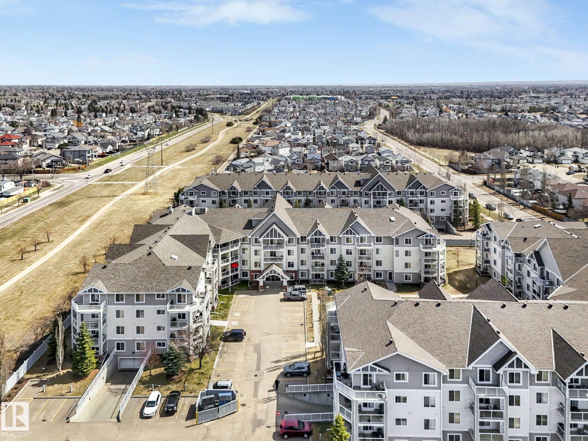 https://zimg.paragon.ice.com/ParagonImages/Property/PM/RAE/225398238/44/0/0/a95fd5ed5419e9ff361da10101c3a5b4/1/76dcedc20f475b66602a05fc104521b5/225398238-7c81a8d0-a868-4e7f-bea9-b218adf9a1da.JPG