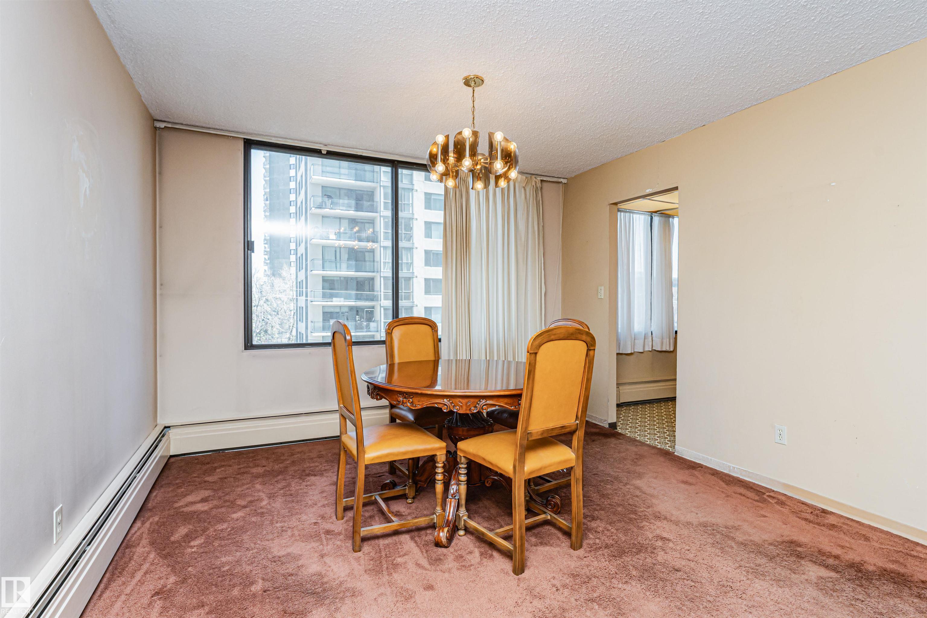 https://zimg.paragon.ice.com/ParagonImages/Property/PM/RAE/225398244/12/0/0/ff128d899eebb83185c33dae6cac1f1f/1/fb9c6f28a8dda779f13984541342c7bb/225398244-e15e6c4f-35a7-40d1-8bba-3241f6e49ae8.JPG