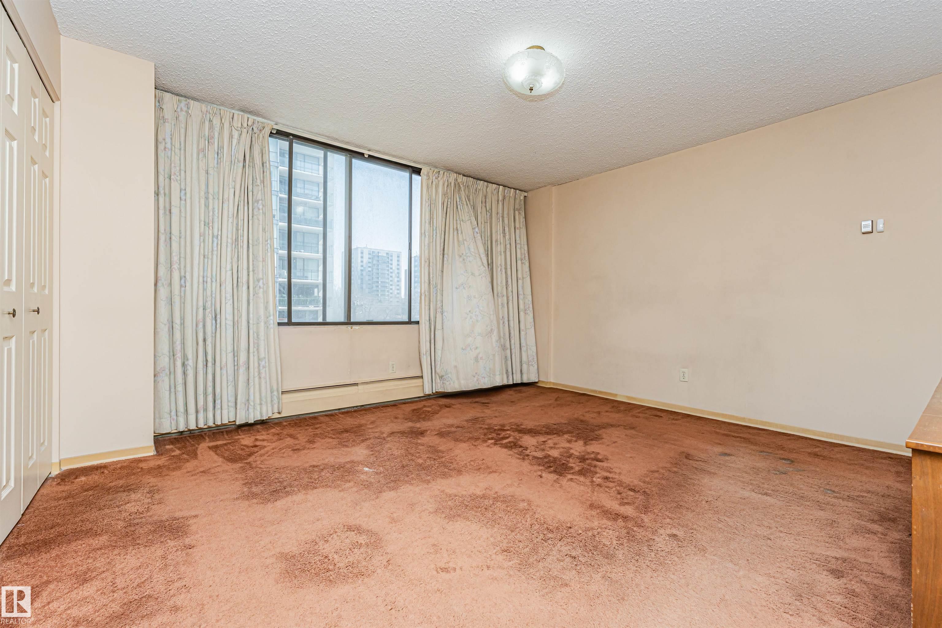 https://zimg.paragon.ice.com/ParagonImages/Property/PM/RAE/225398244/19/0/0/62553c4ae3ae3c13fe1bf4ec7068cf73/1/fb9c6f28a8dda779f13984541342c7bb/225398244-9176eb91-5c90-4e49-a19b-8c33fd3affe6.JPG