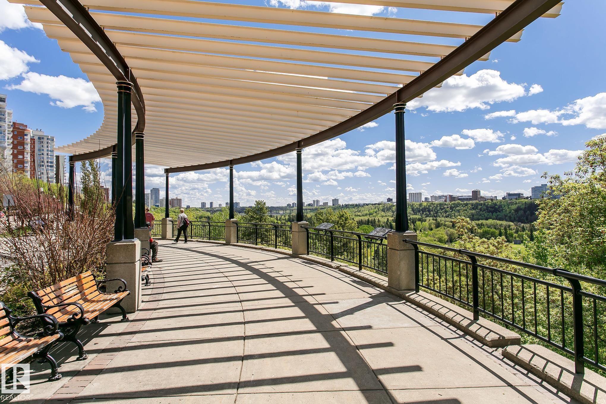 https://zimg.paragon.ice.com/ParagonImages/Property/PM/RAE/225398244/30/0/0/5482f064d1e23e5c091a679af2d3ad91/1/fb9c6f28a8dda779f13984541342c7bb/225398244-4e1dabb7-4a46-4cfe-b803-9883108e5d0c.JPG