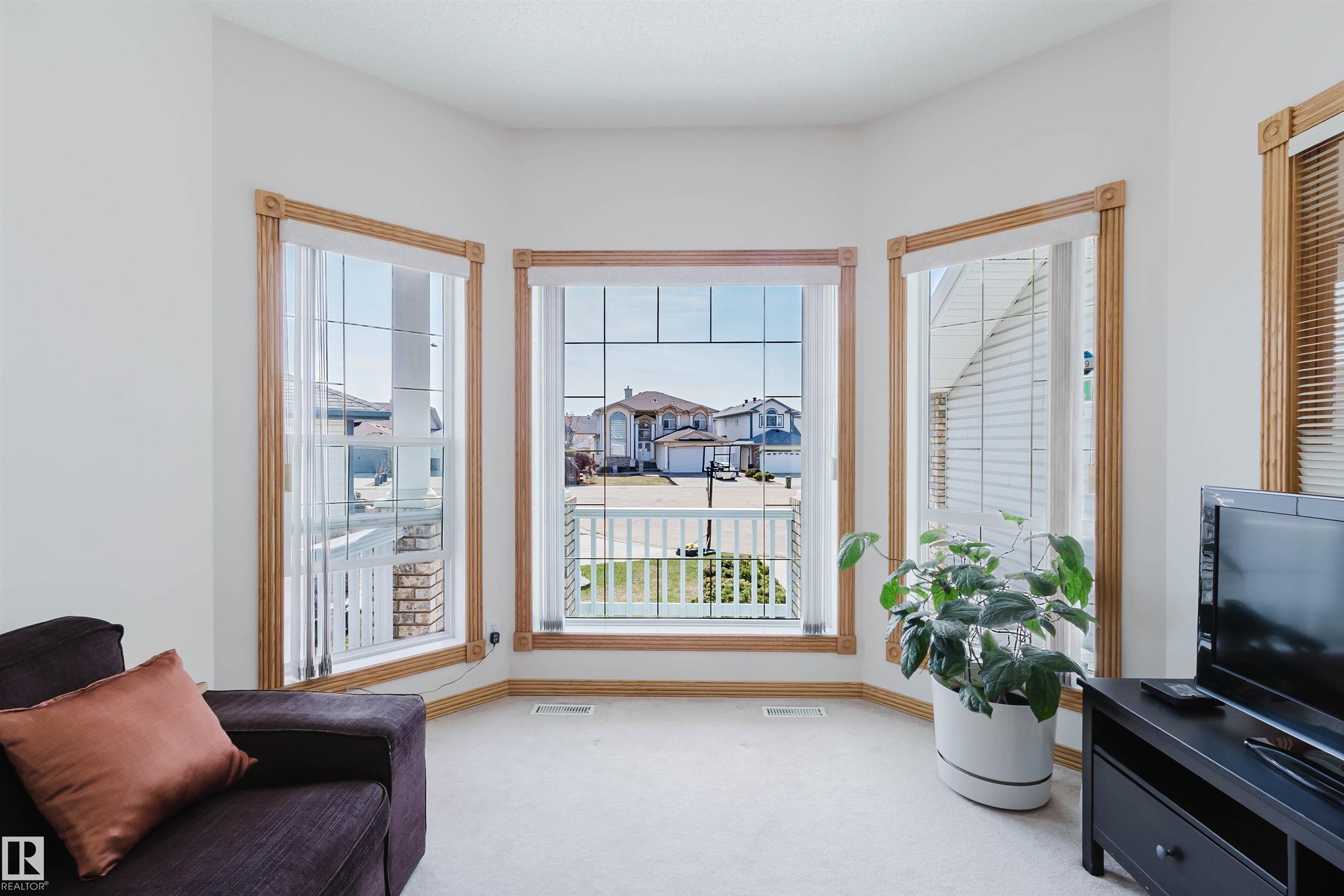 https://zimg.paragon.ice.com/ParagonImages/Property/PM/RAE/225398248/13/0/0/8b56487eaba28d5dc2e71f060f793dde/1/17dbbabc1abb1aeaffab0681c1b56ae4/225398248-708a7d30-f2b5-4348-a386-c9a2f314b6a4.JPG
