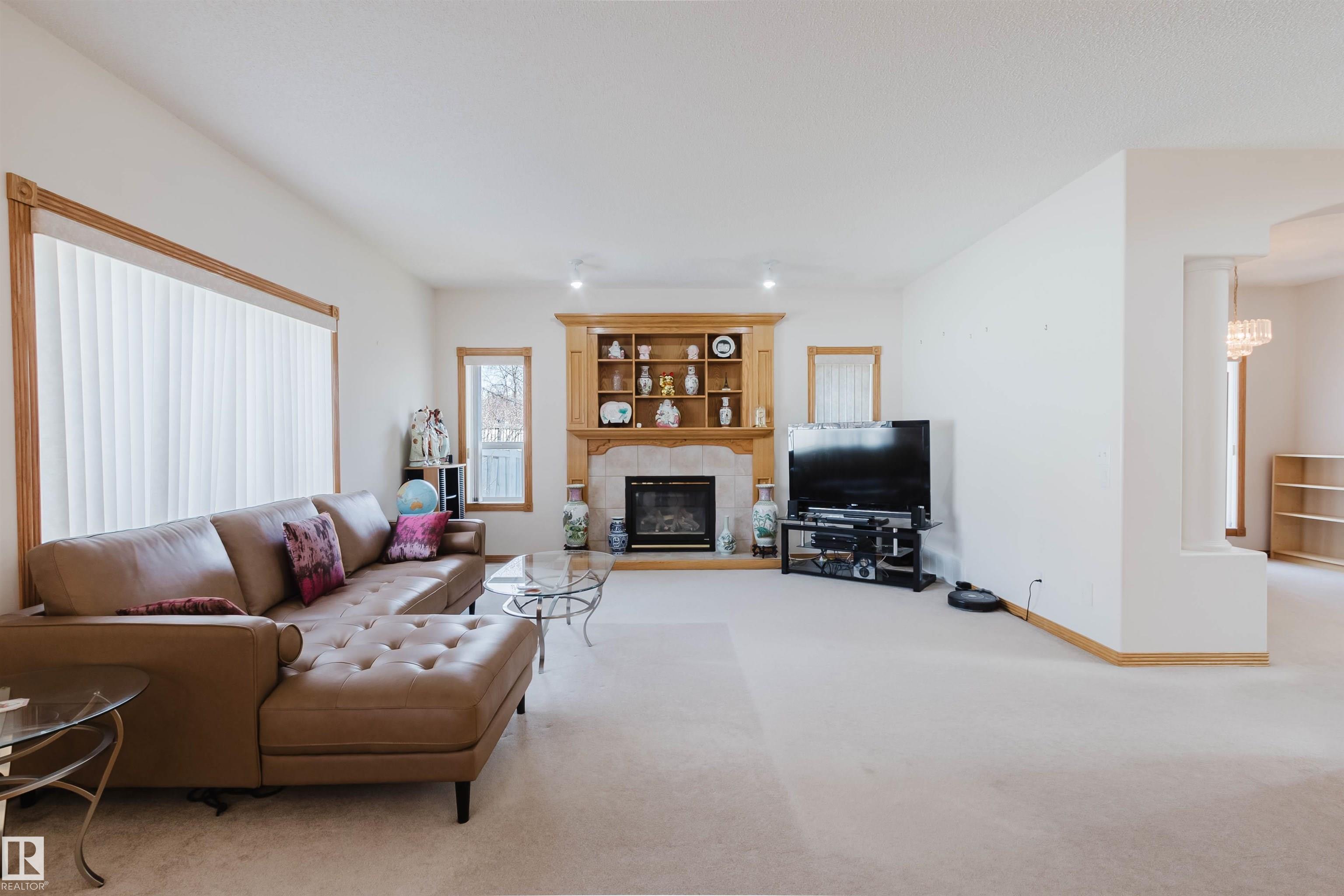 https://zimg.paragon.ice.com/ParagonImages/Property/PM/RAE/225398248/20/0/0/9fcc4c822ea352a0bc940317688bbb7d/1/17dbbabc1abb1aeaffab0681c1b56ae4/225398248-bf633e61-7ac9-403a-9e4a-17e948b6858a.JPG