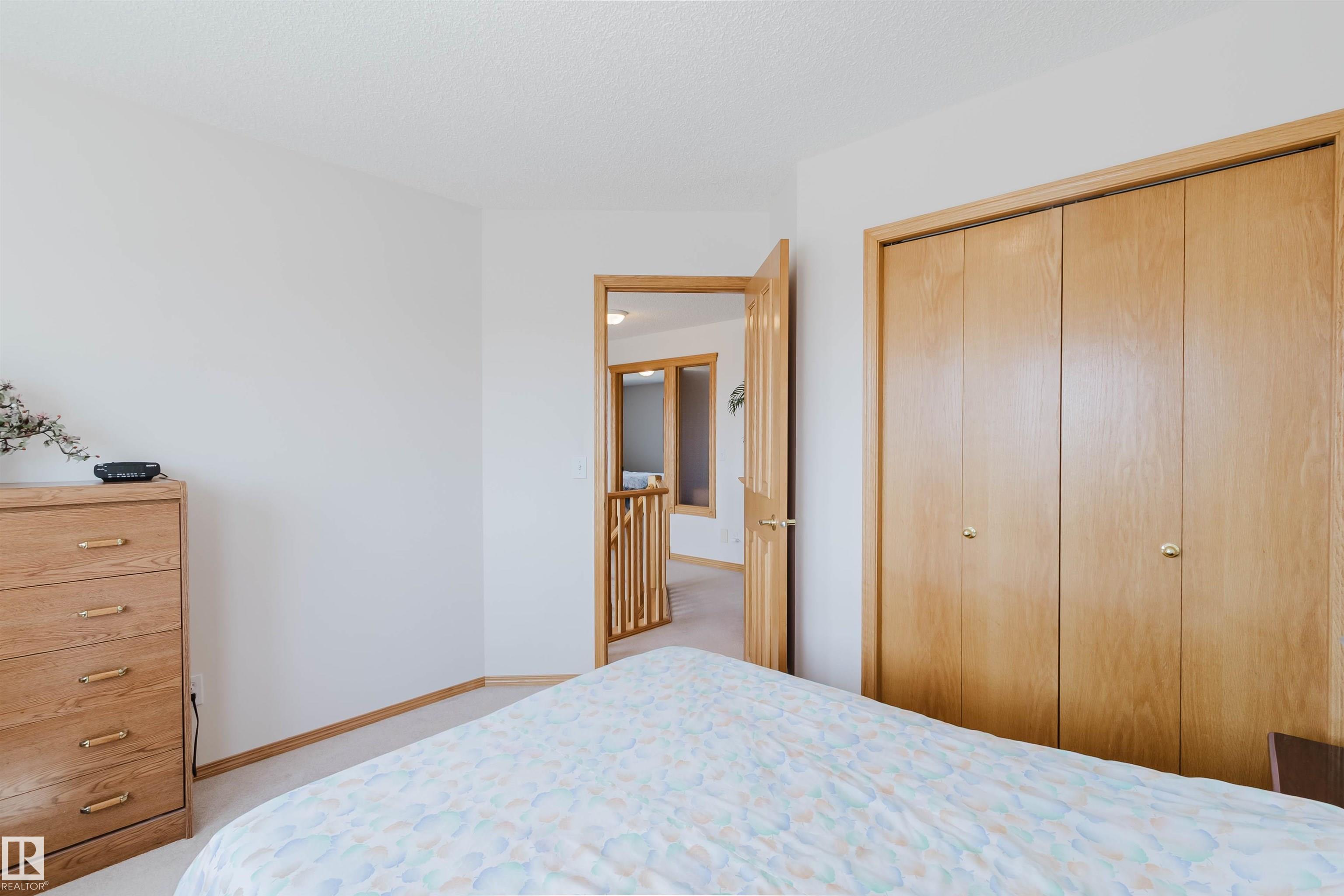 https://zimg.paragon.ice.com/ParagonImages/Property/PM/RAE/225398248/47/0/0/01b336b33d092f3c5ccc6fa425eb06aa/1/17dbbabc1abb1aeaffab0681c1b56ae4/225398248-d2c658f2-1af2-4173-a133-e39fe89300e7.JPG