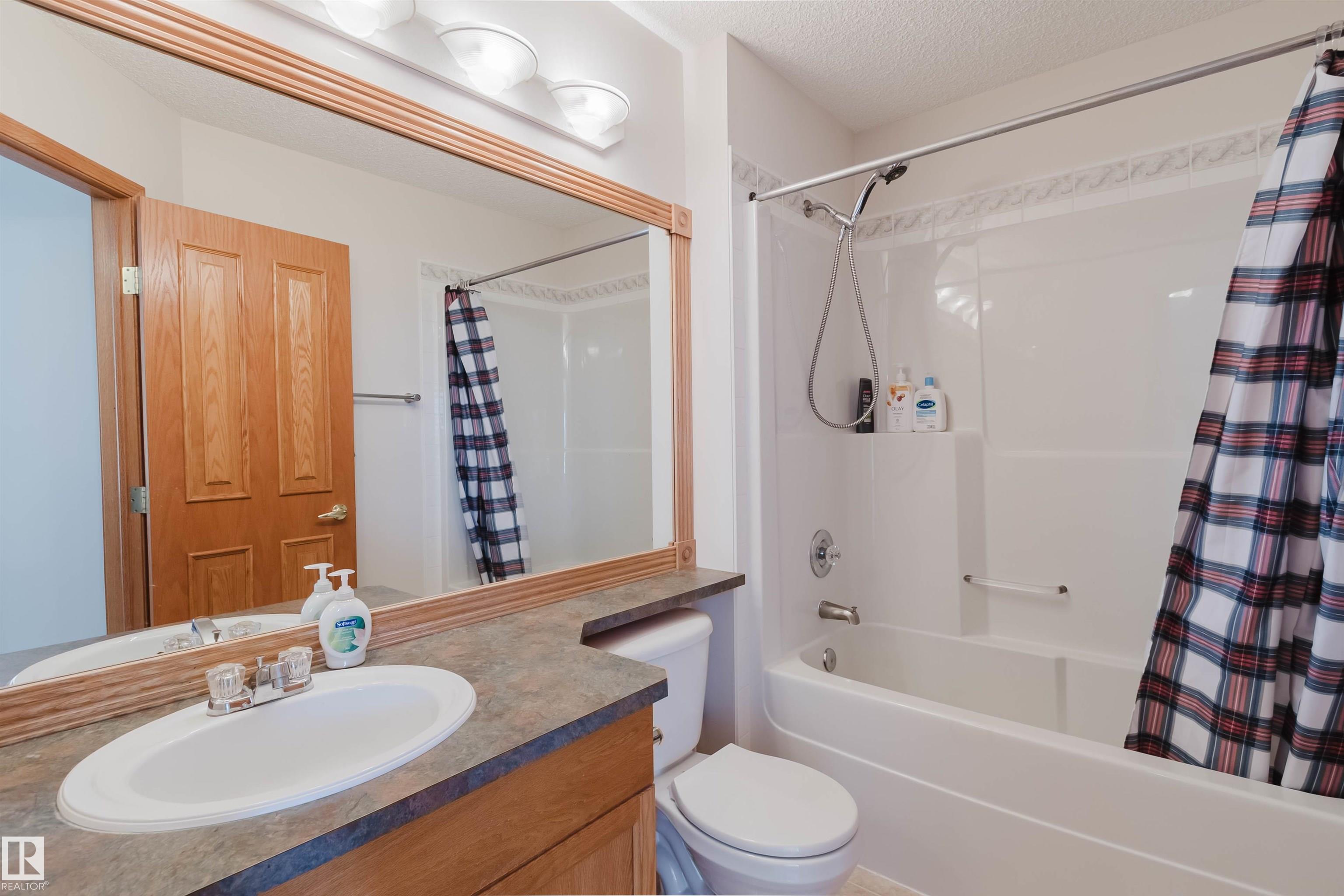 https://zimg.paragon.ice.com/ParagonImages/Property/PM/RAE/225398248/48/0/0/cb336cf78475d4f337822c53c216d92a/1/17dbbabc1abb1aeaffab0681c1b56ae4/225398248-d4389fcd-34bc-4c06-8d24-94994c6f33cb.JPG