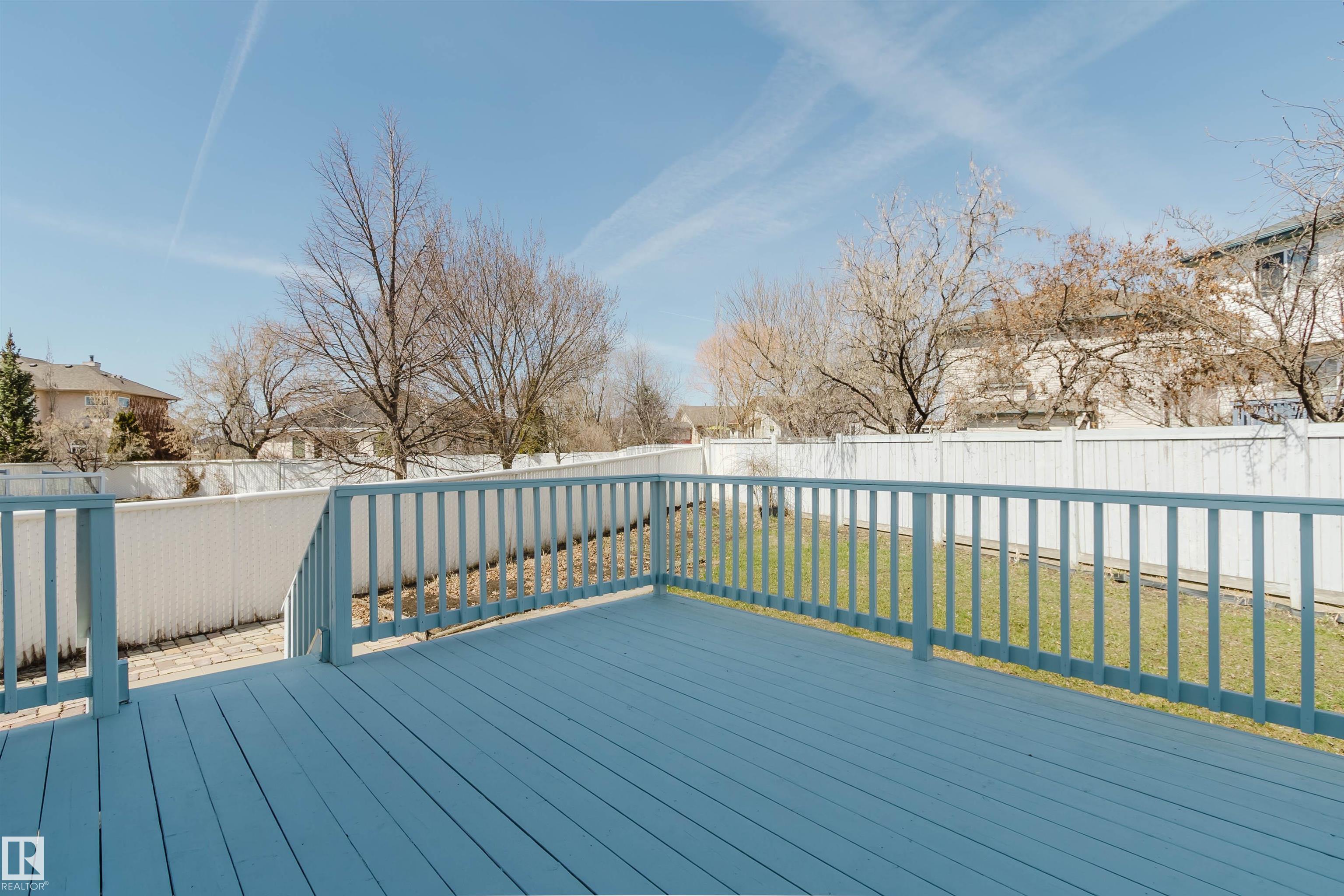 https://zimg.paragon.ice.com/ParagonImages/Property/PM/RAE/225398248/62/0/0/261e263b6000e9ce8ba96c2da8072bf1/1/17dbbabc1abb1aeaffab0681c1b56ae4/225398248-b92225fd-cb37-465f-bbaf-311fa0a12a09.JPG
