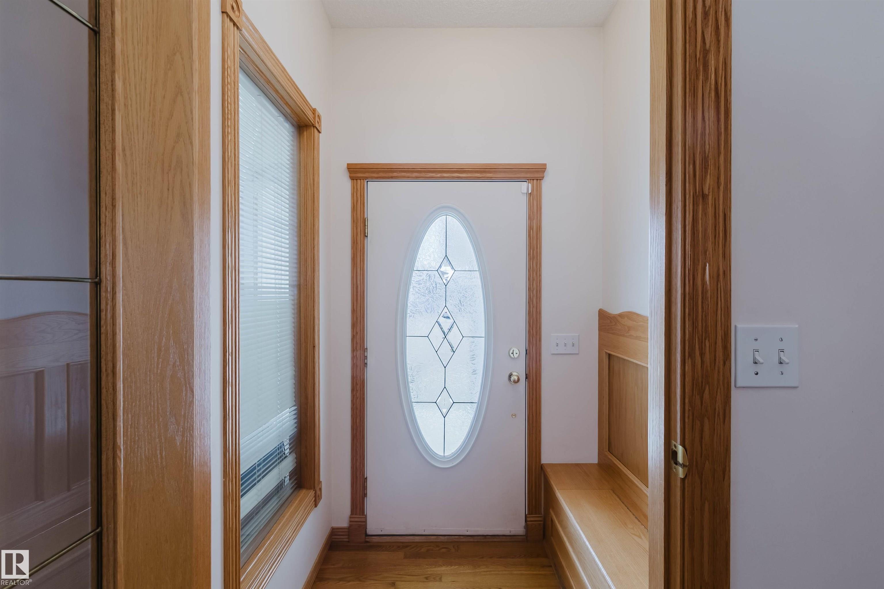 https://zimg.paragon.ice.com/ParagonImages/Property/PM/RAE/225398248/9/0/0/2a04c9d679e354812a0eda7dcfec8777/1/17dbbabc1abb1aeaffab0681c1b56ae4/225398248-f4fae4ef-c44f-491e-a8aa-ff2c0de93578.JPG
