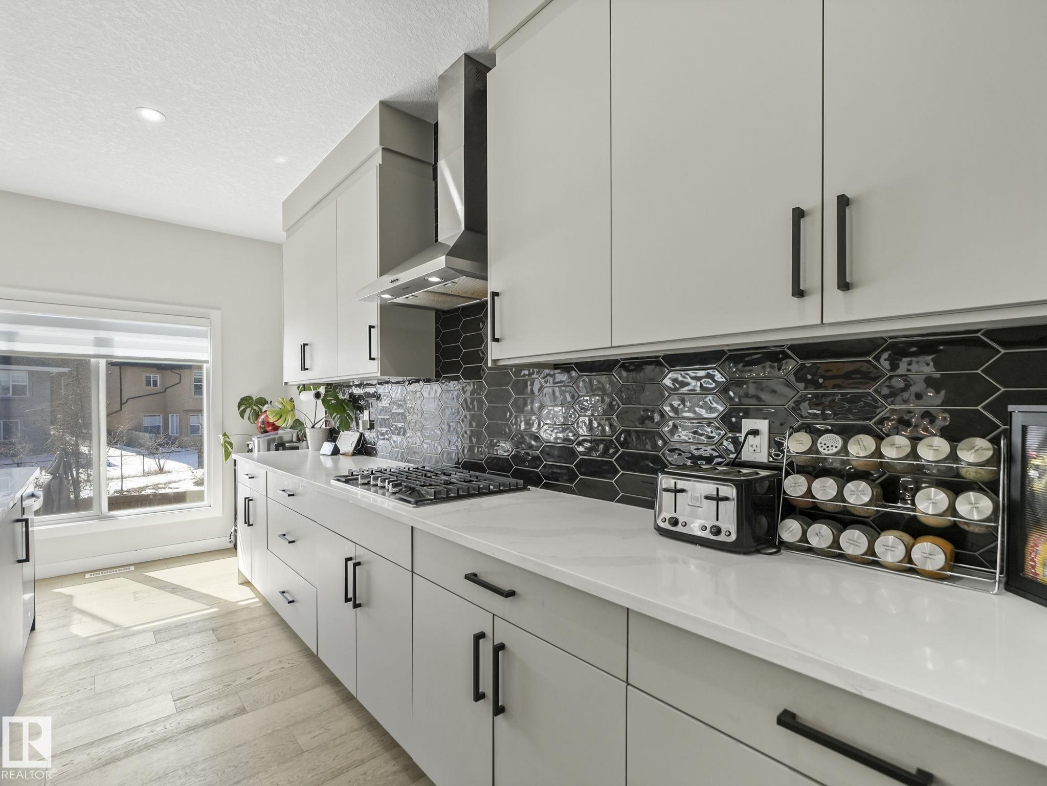 Photo 15 at 18204 90 Street NW, Klarvatten, Edmonton