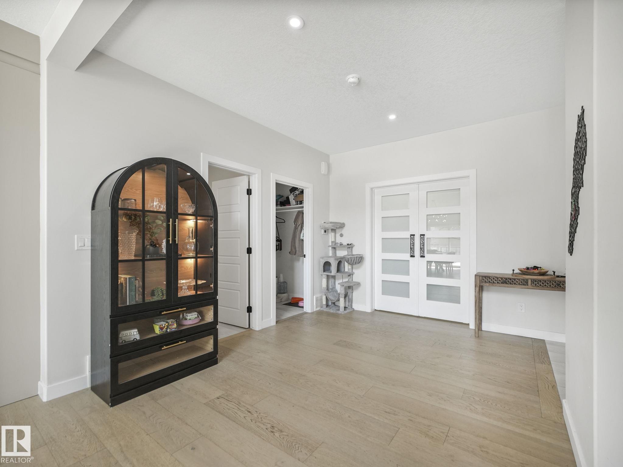 Photo 17 at 18204 90 Street NW, Klarvatten, Edmonton