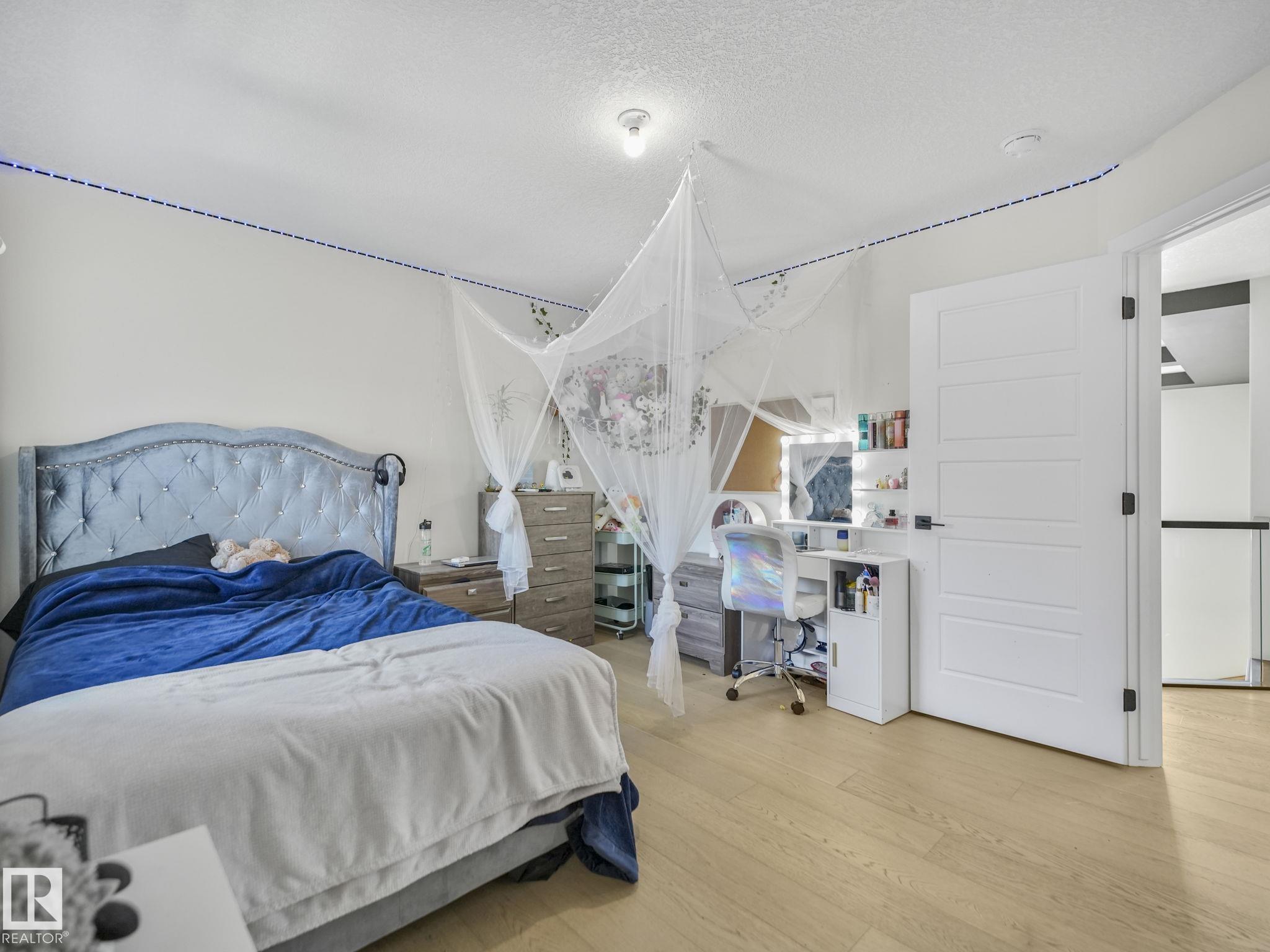 Photo 33 at 18204 90 Street NW, Klarvatten, Edmonton